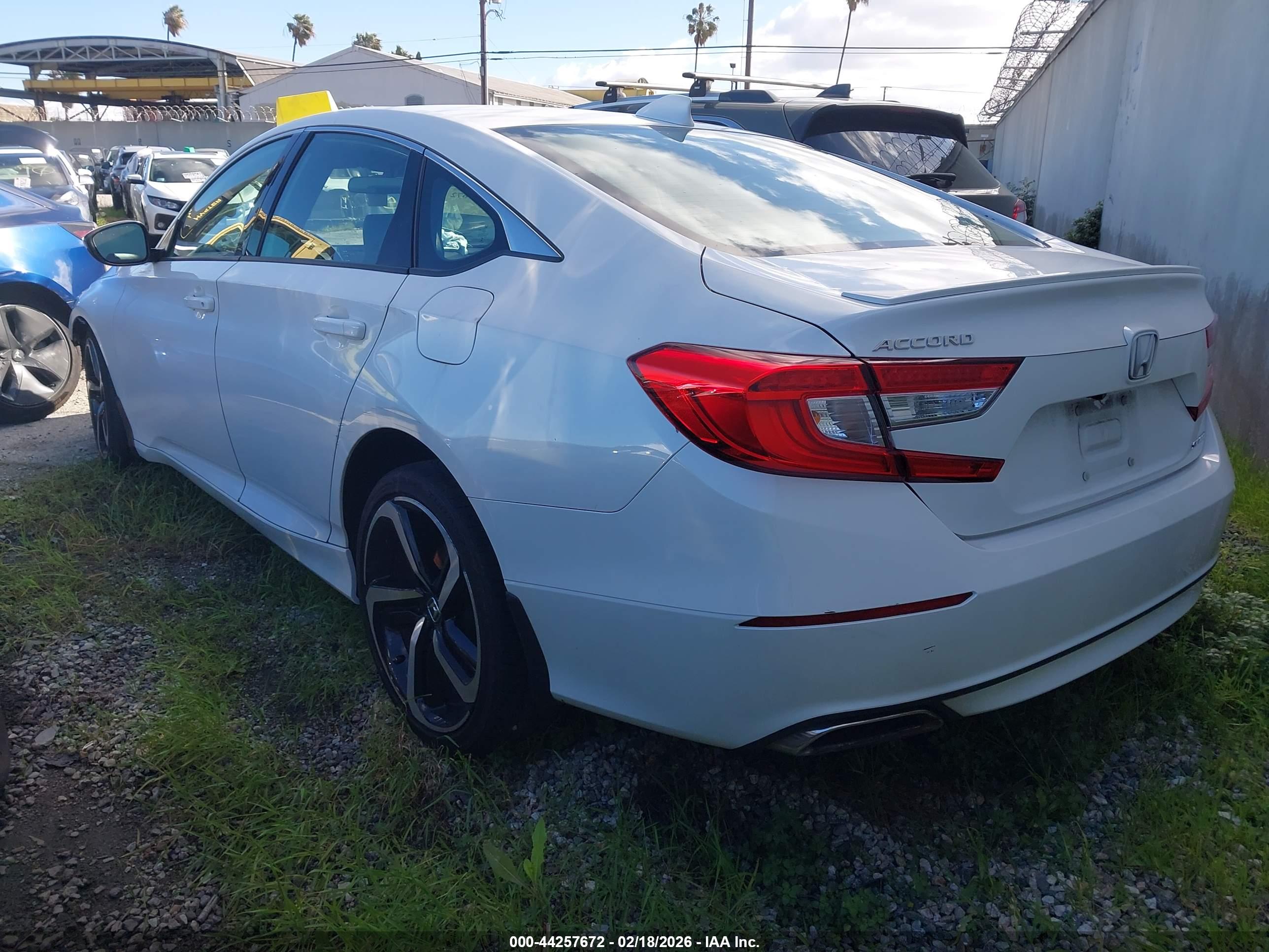 HONDA ACCORD image 3