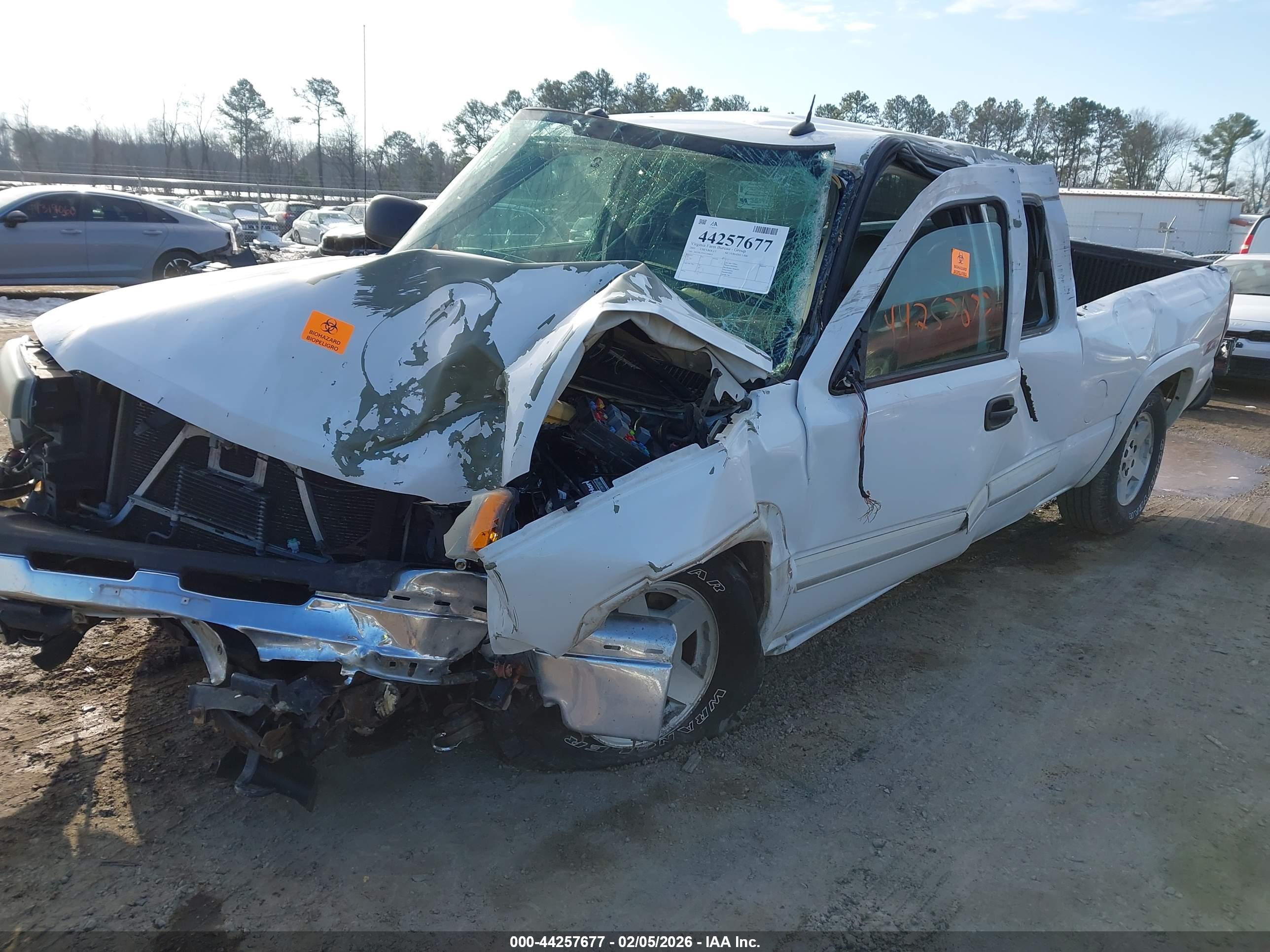 CHEVROLET SILVERADO image 6