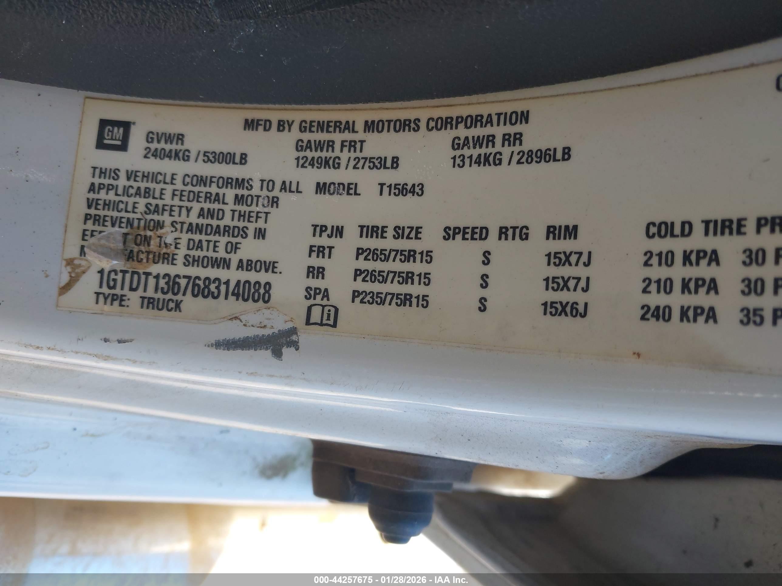 GMC CANYON image 9