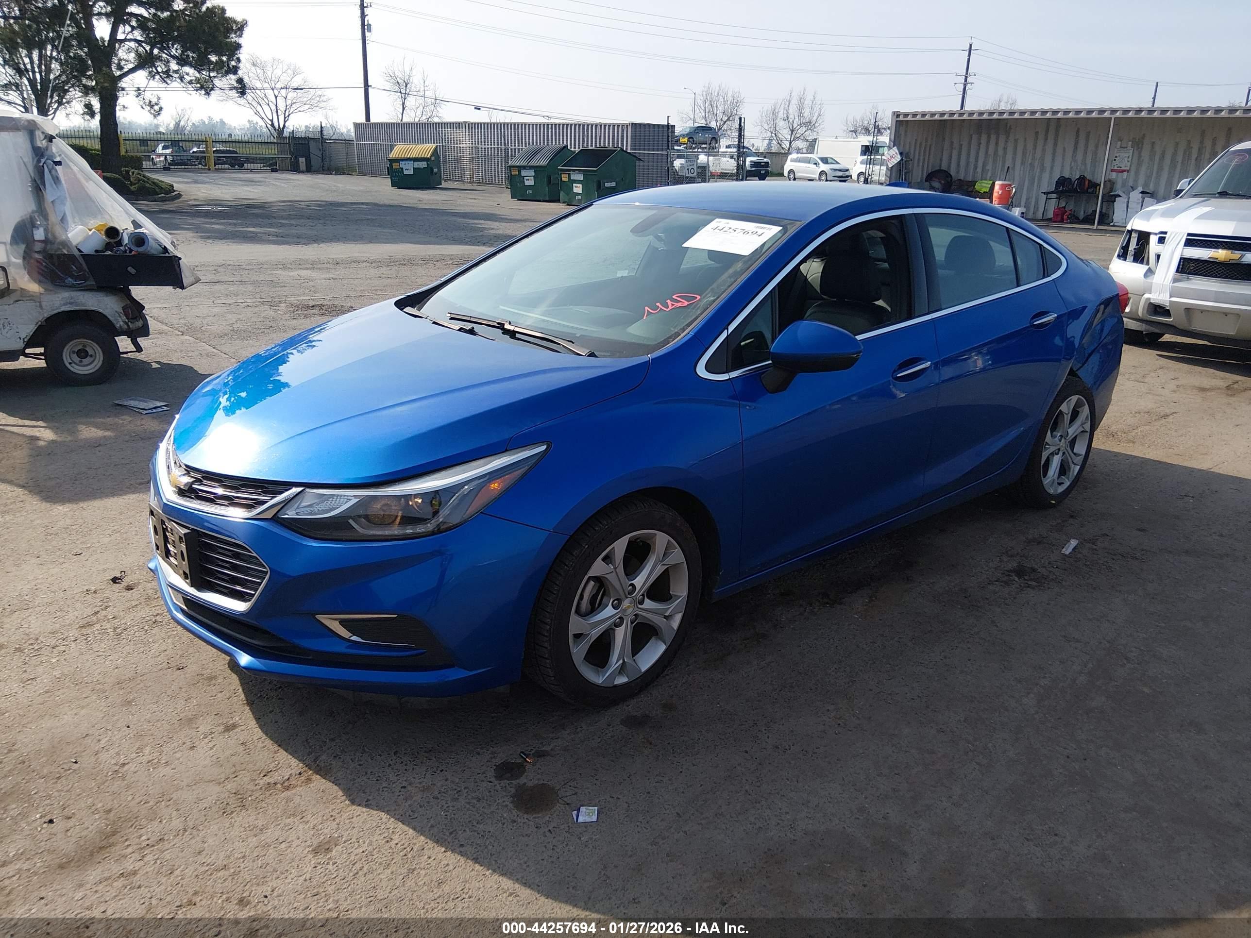 CHEVROLET CRUZE image 2