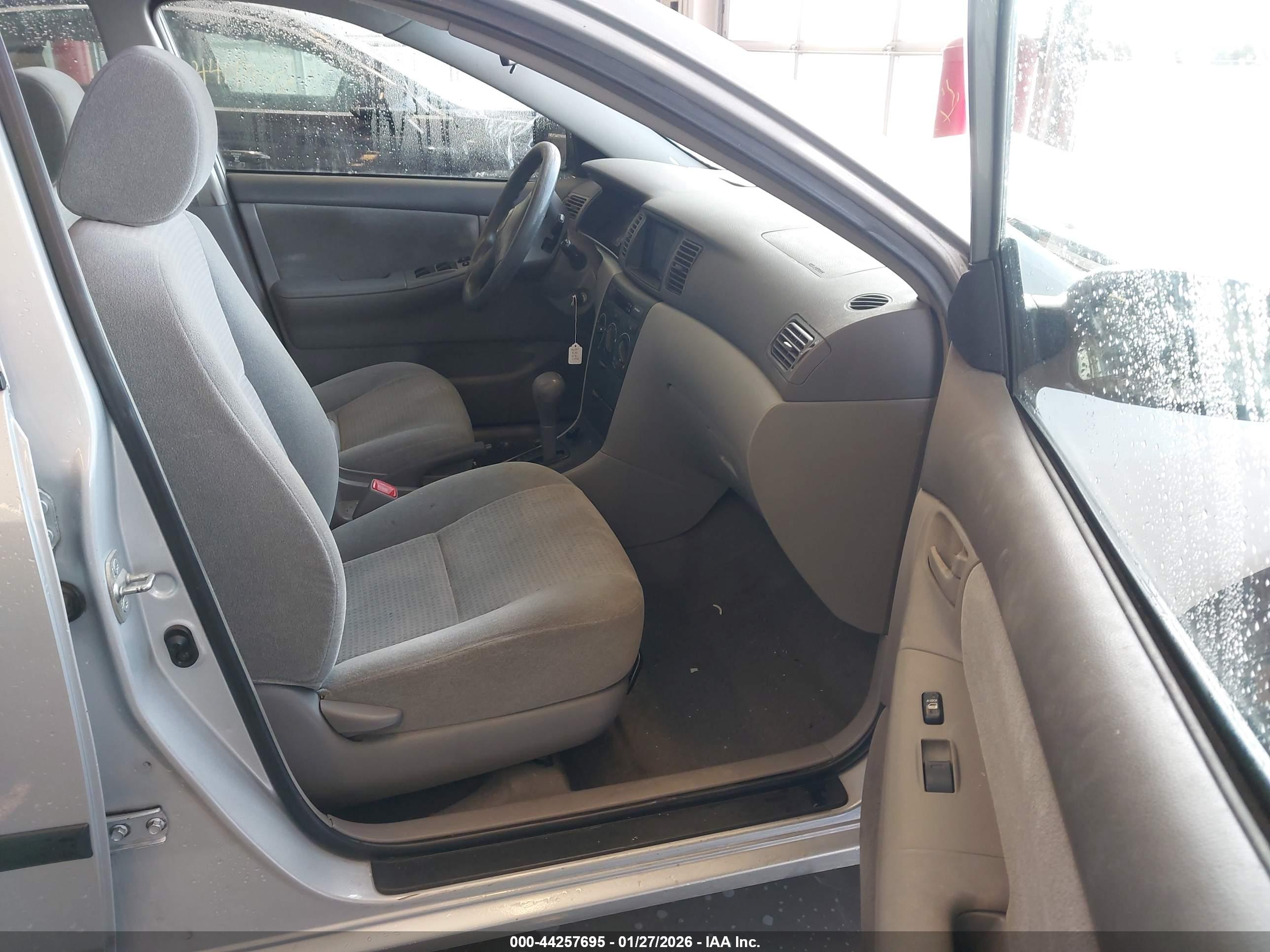 TOYOTA COROLLA image 5