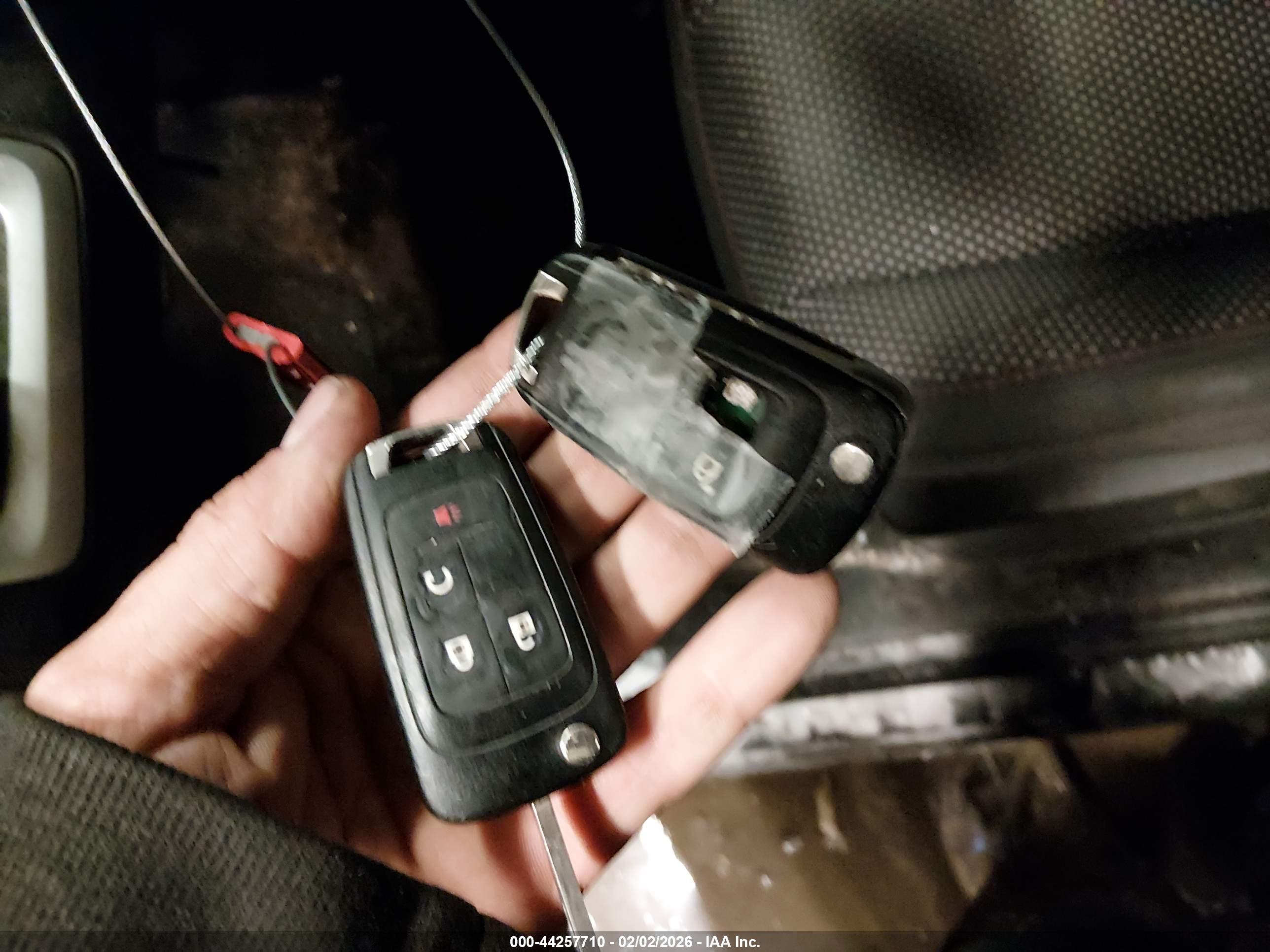 GMC TERRAIN image 11