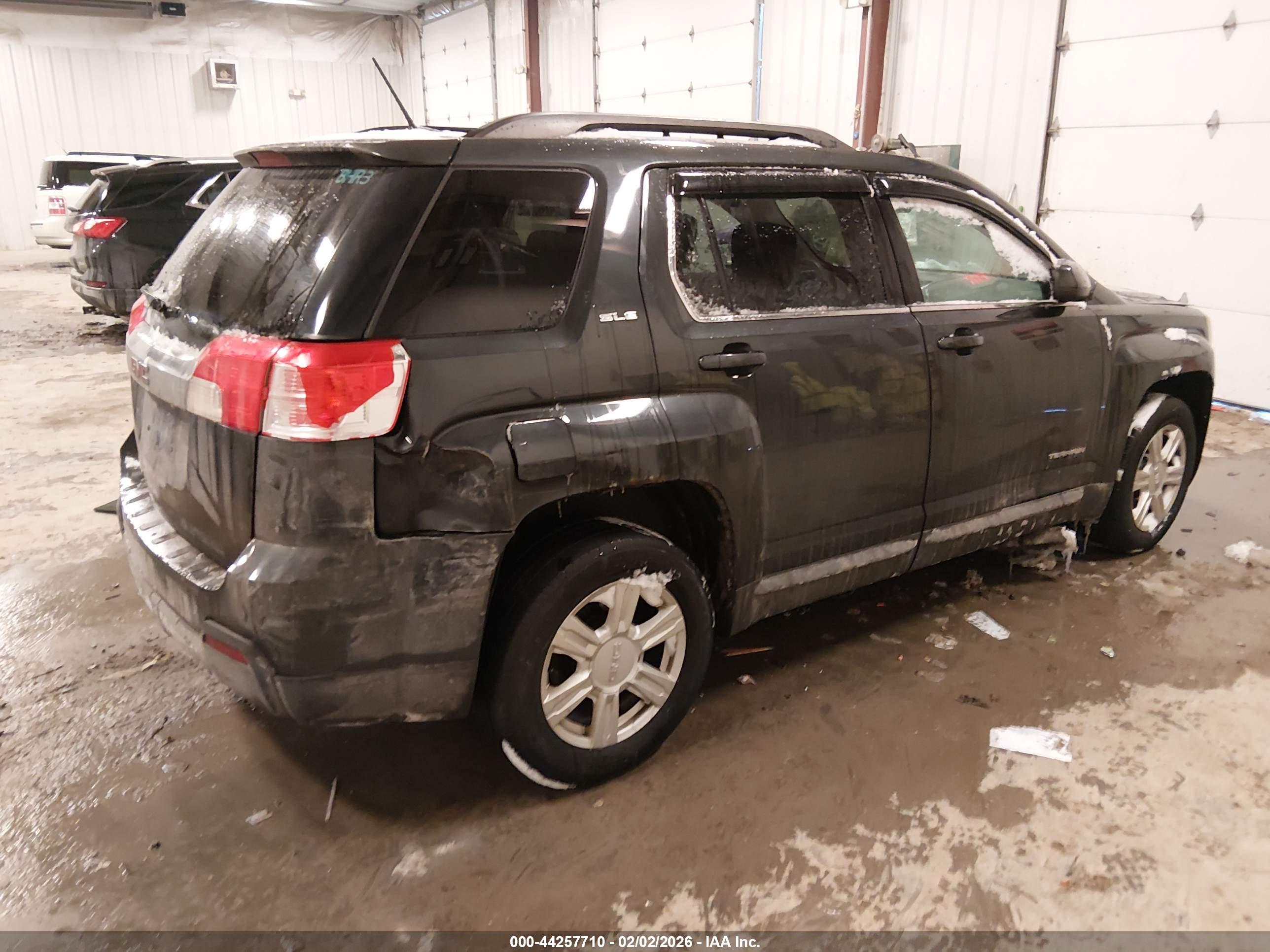 GMC TERRAIN image 4