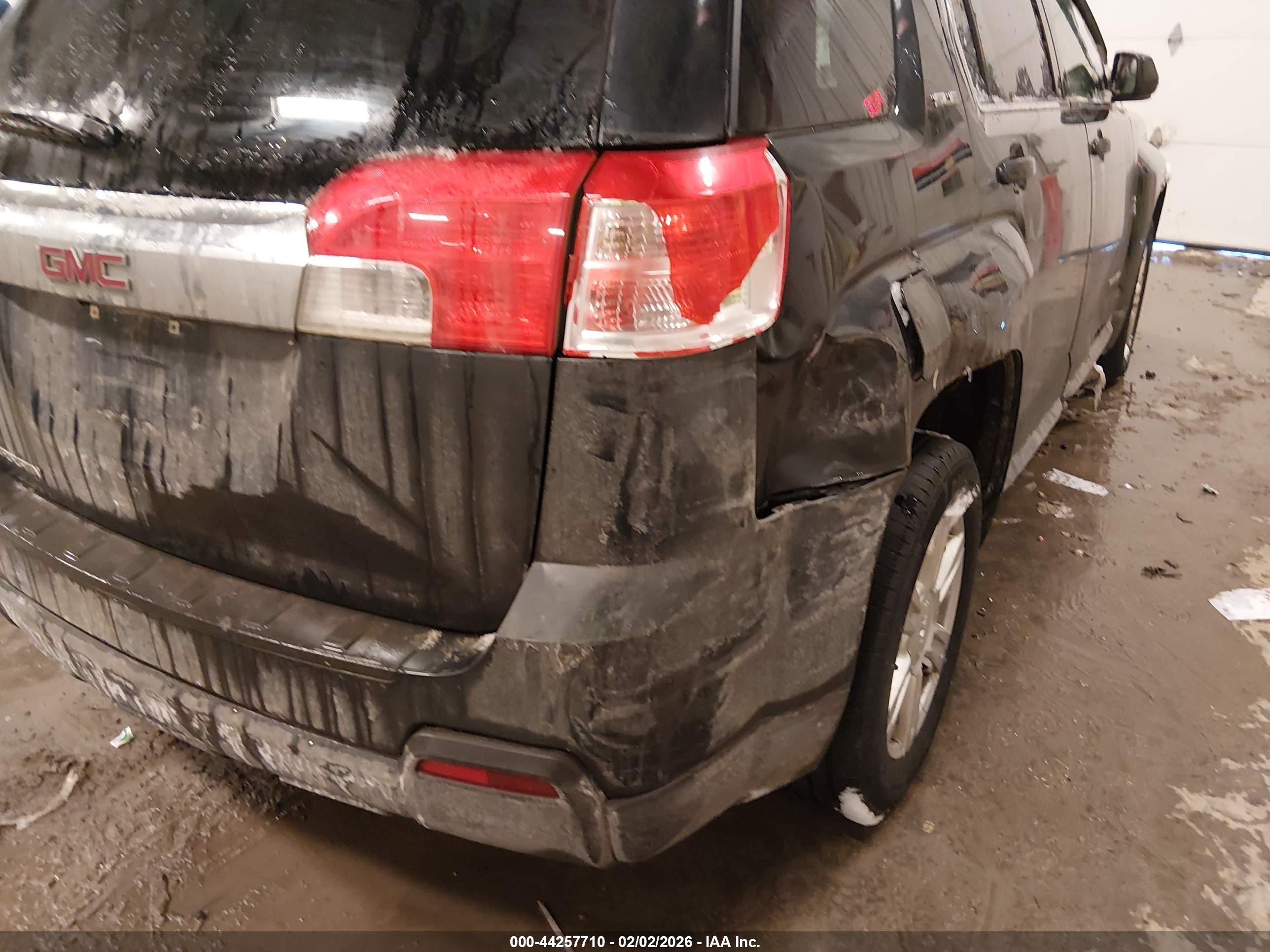 GMC TERRAIN image 6