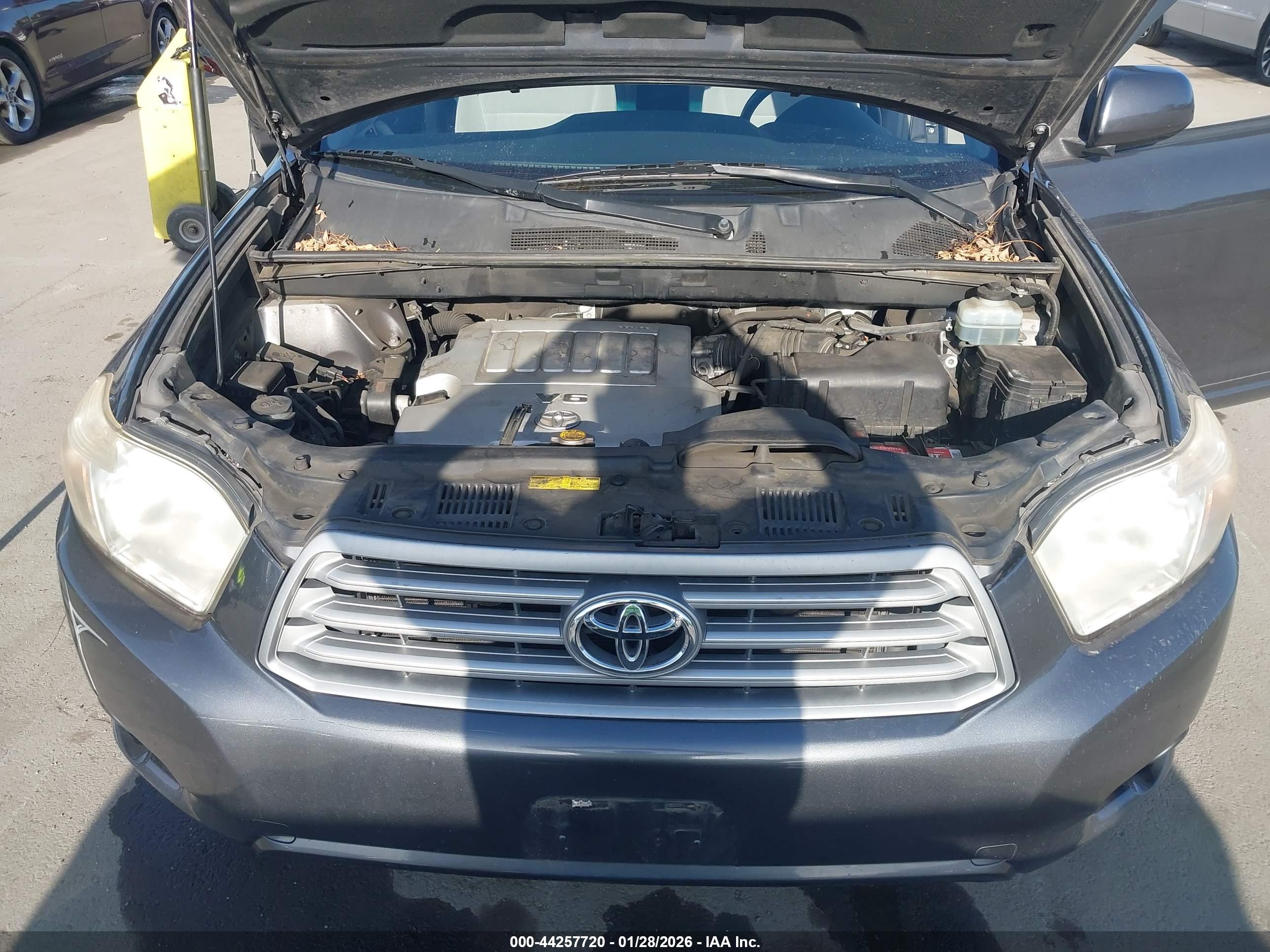 TOYOTA HIGHLANDER image 10