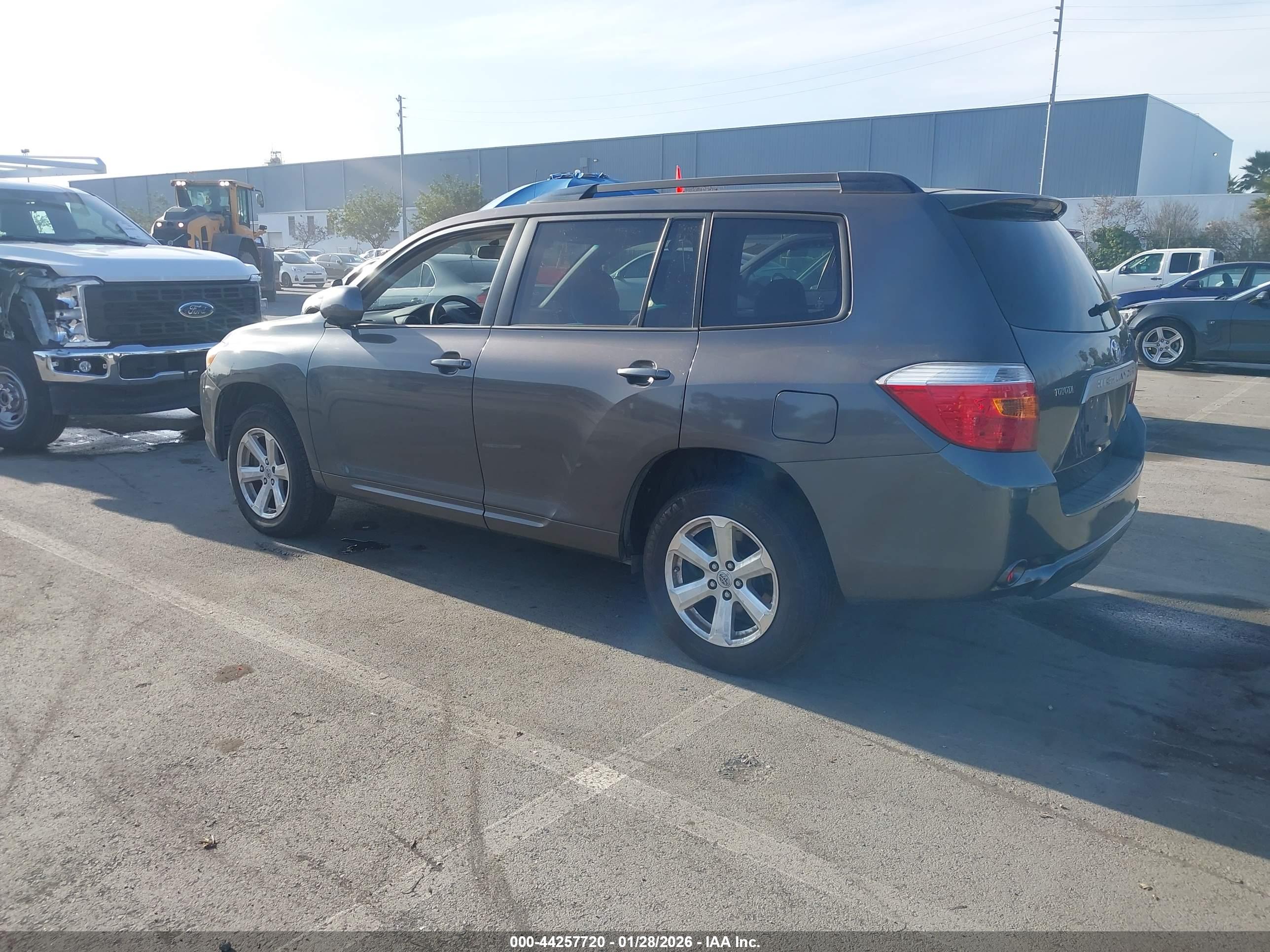 TOYOTA HIGHLANDER image 3
