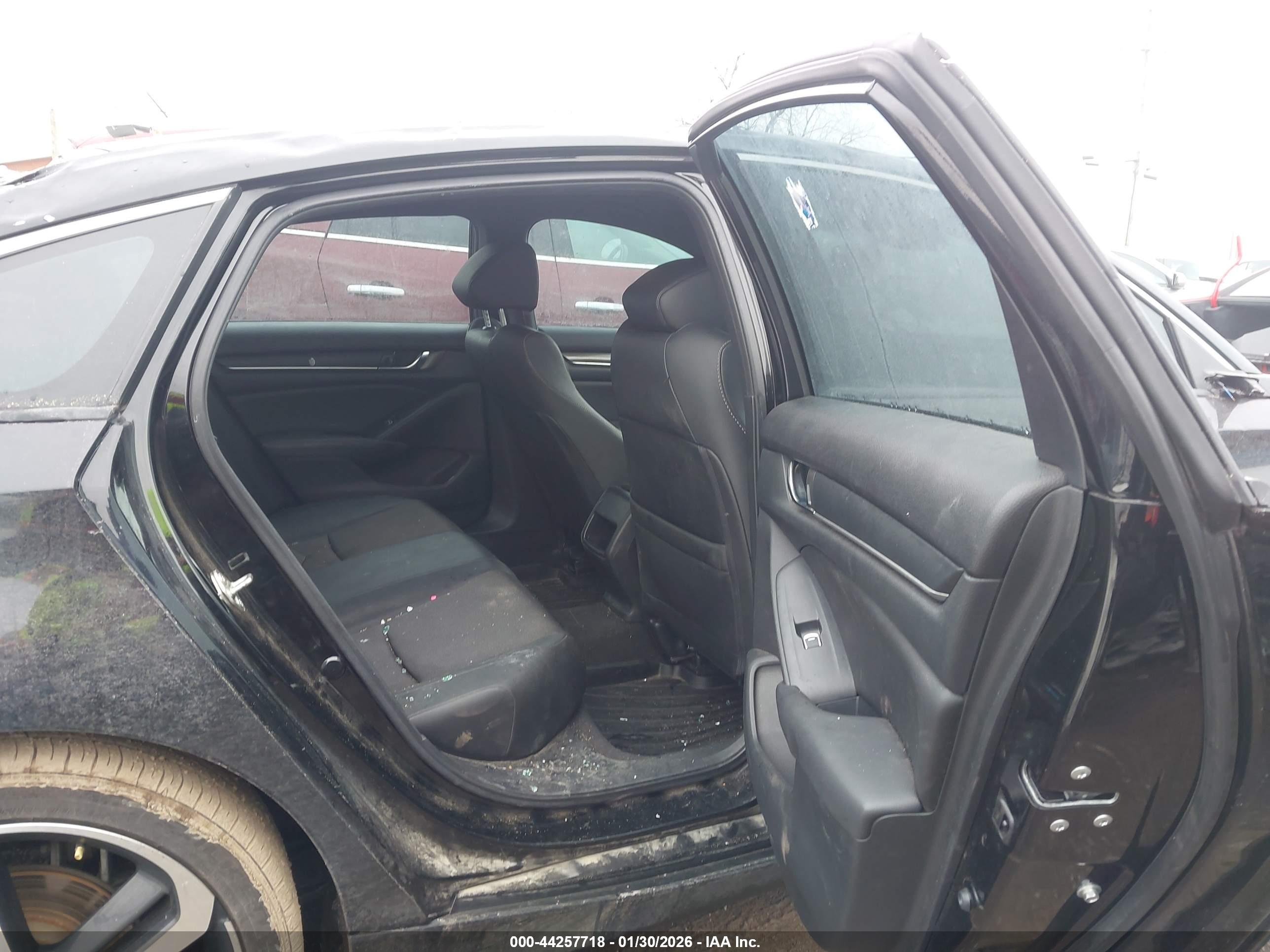 HONDA ACCORD image 8