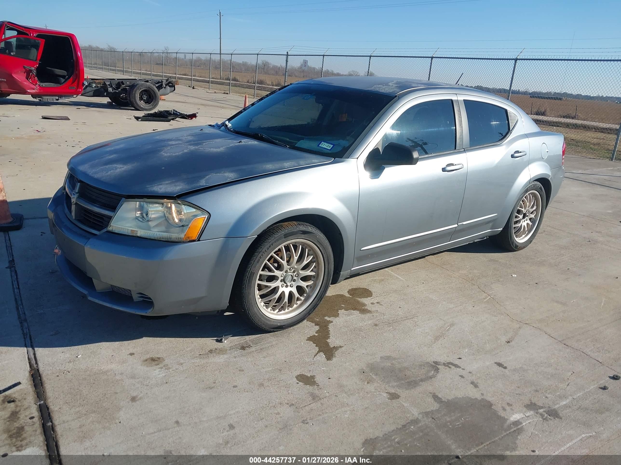 DODGE AVENGER image 2