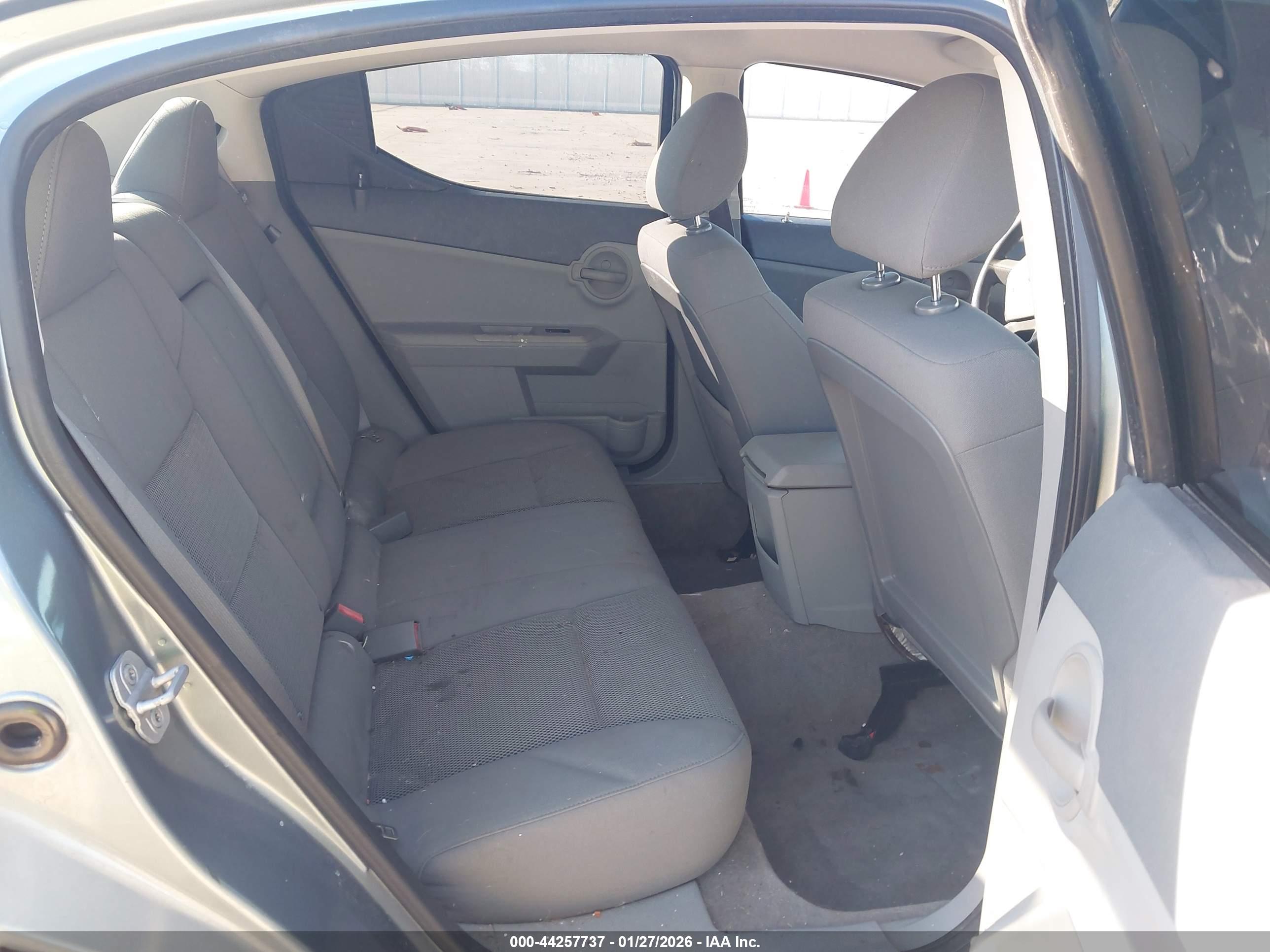 DODGE AVENGER image 8