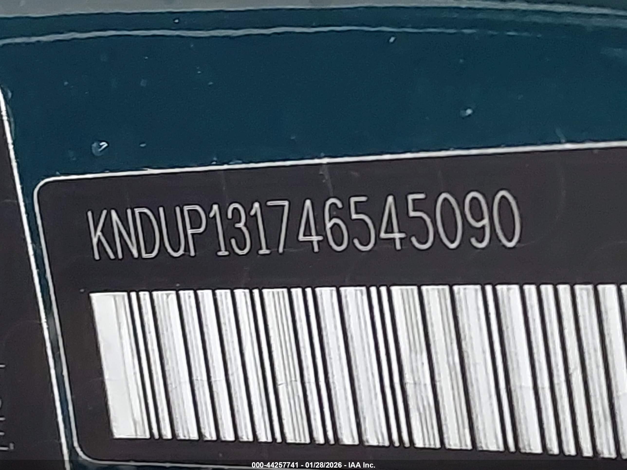 KIA SEDONA image 9