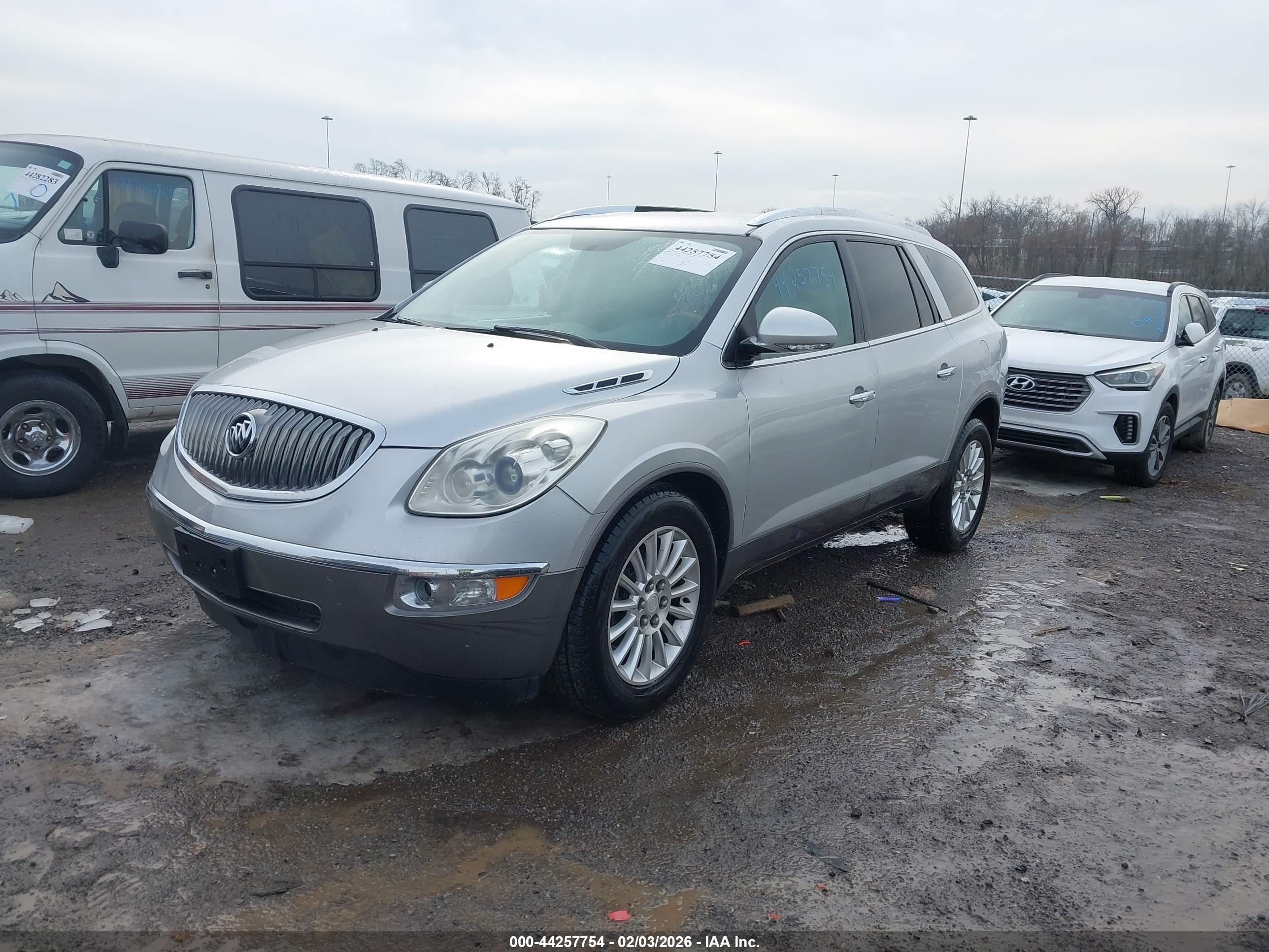 BUICK ENCLAVE image 2