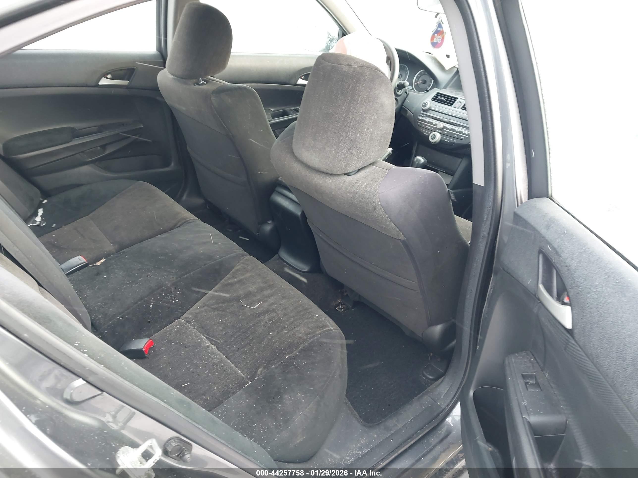 HONDA ACCORD image 8