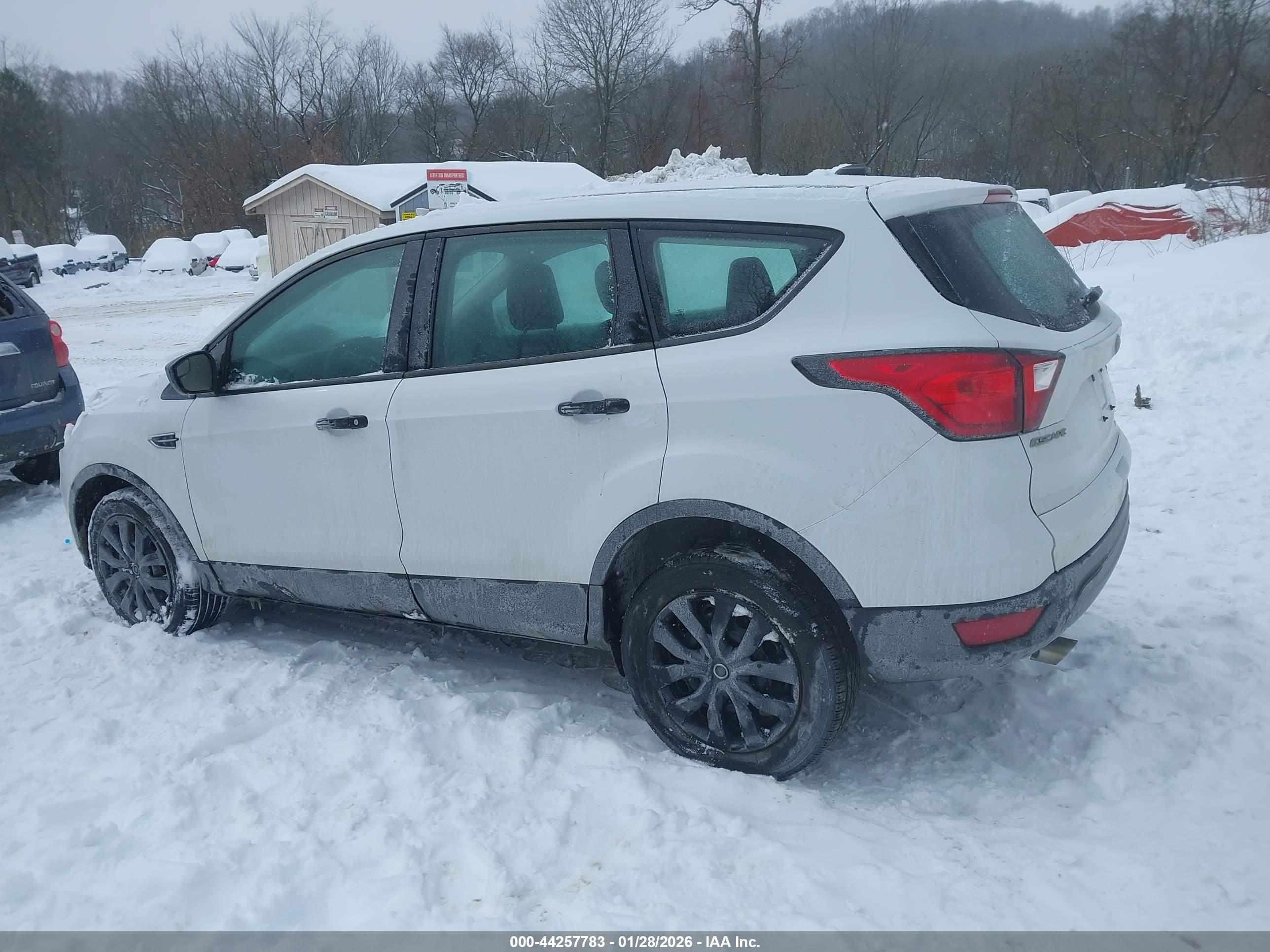 FORD ESCAPE image 3