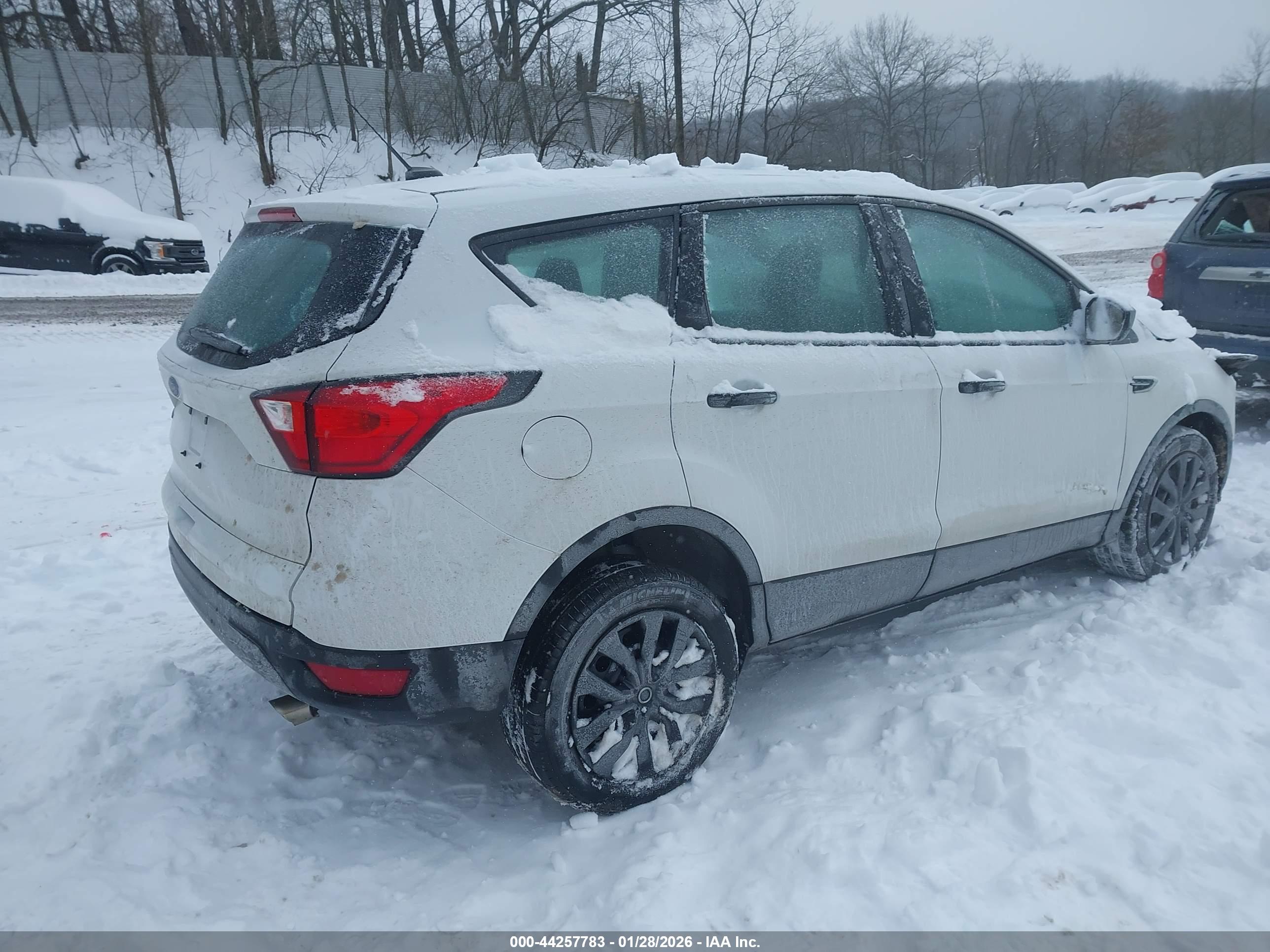 FORD ESCAPE image 4