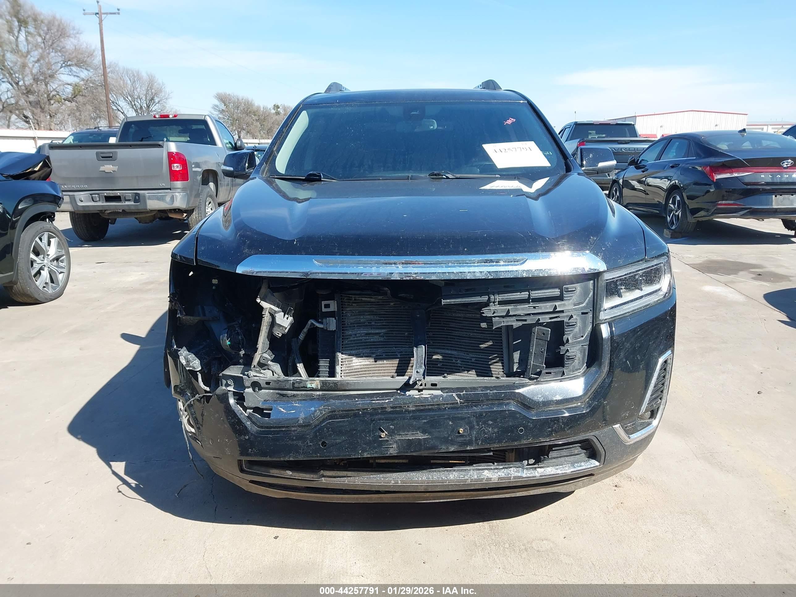 GMC ACADIA image 6