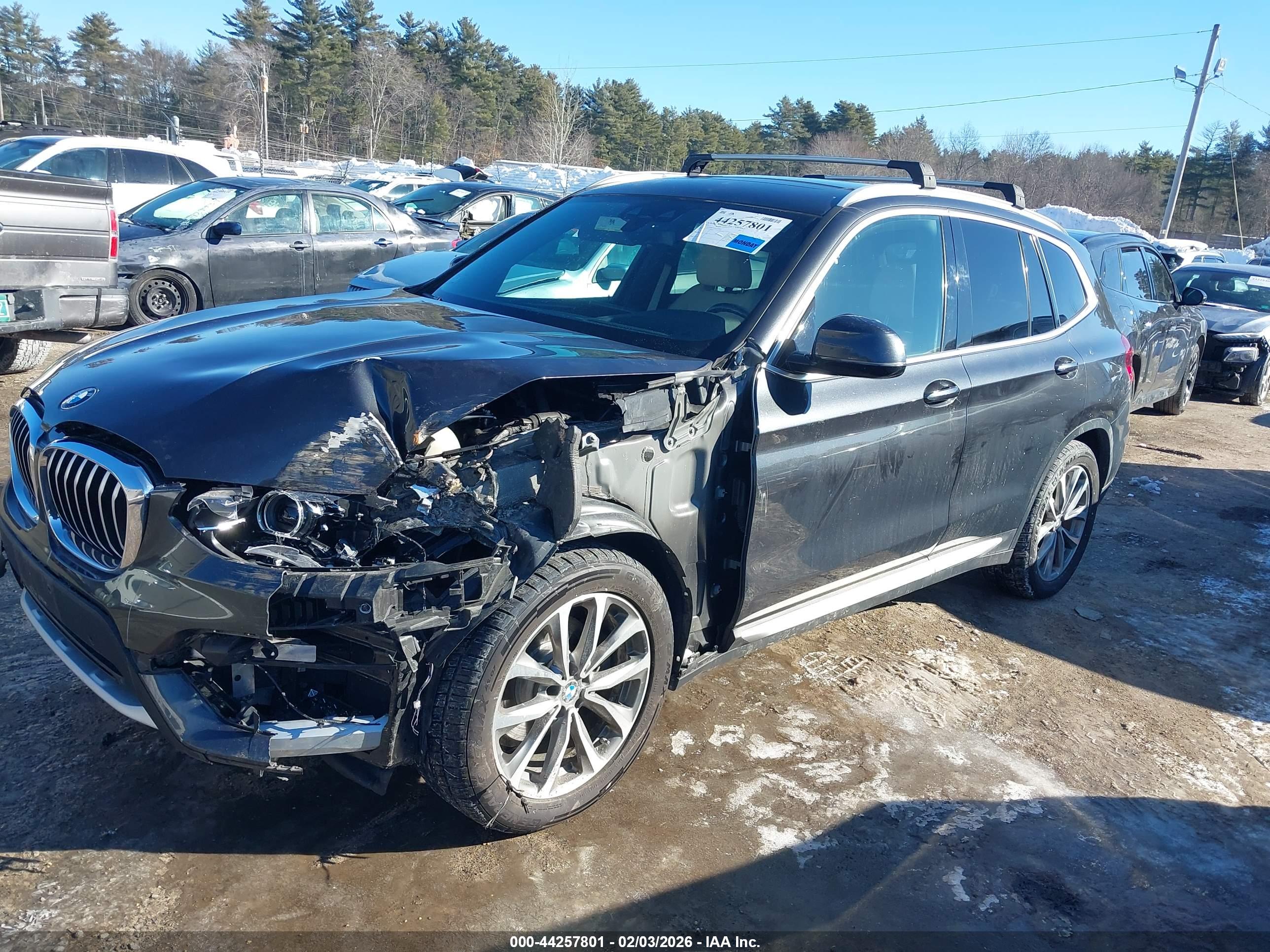 BMW X3 image 2