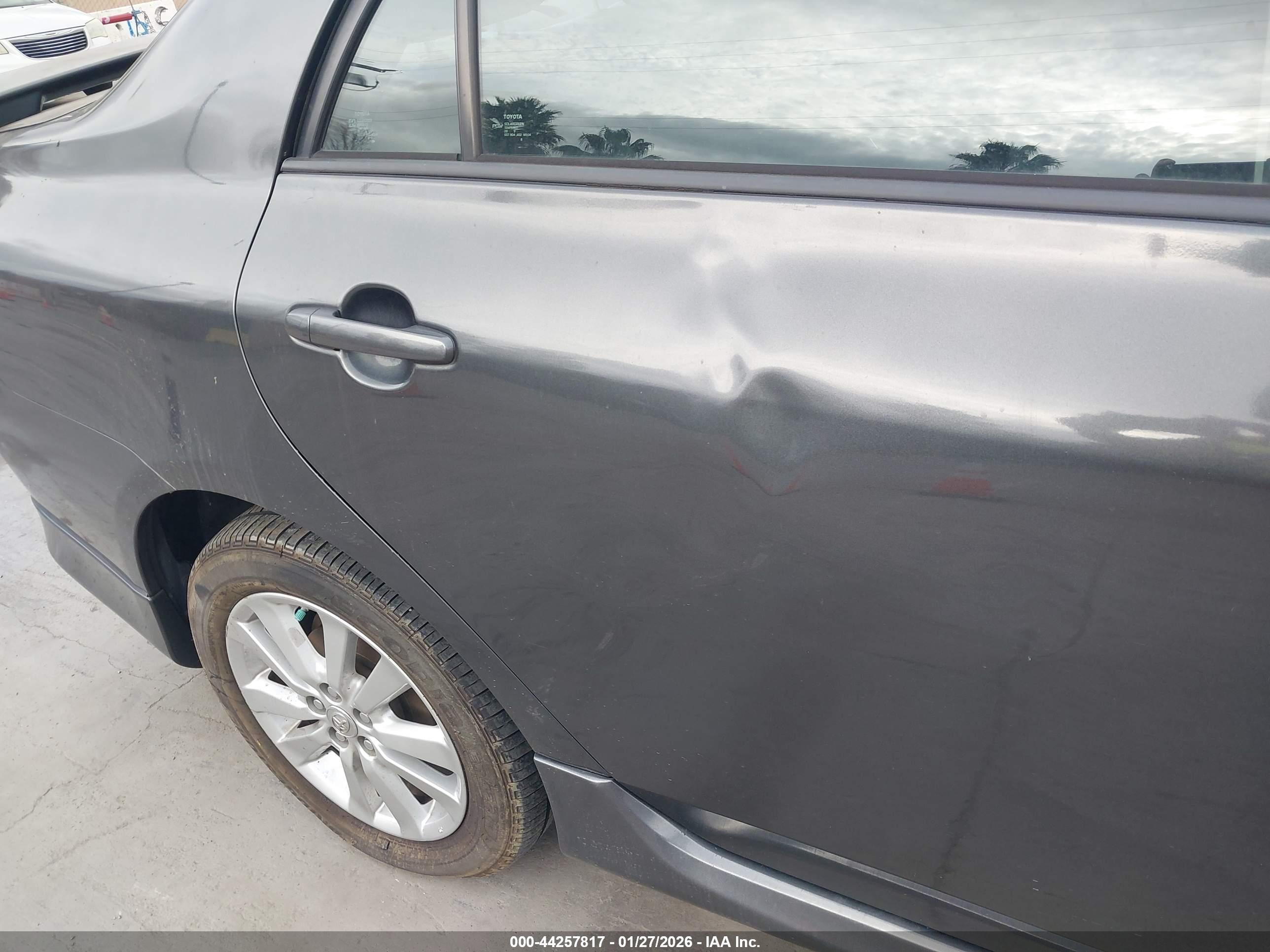 TOYOTA COROLLA image 6