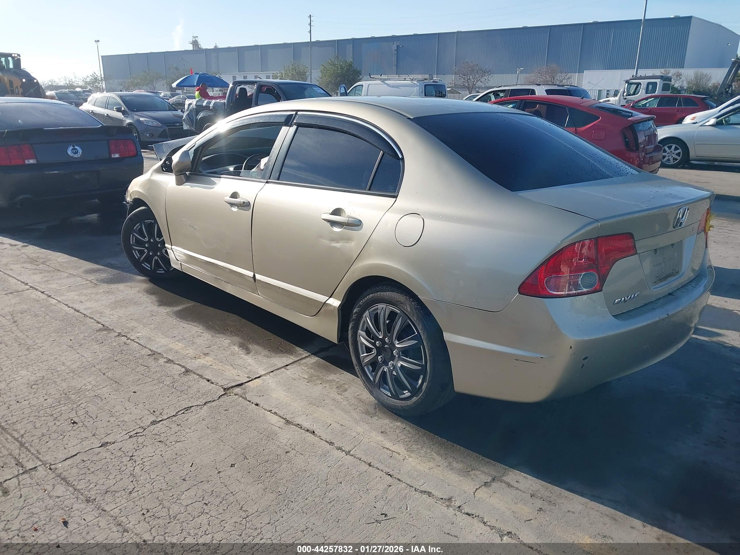 HONDA CIVIC image 3
