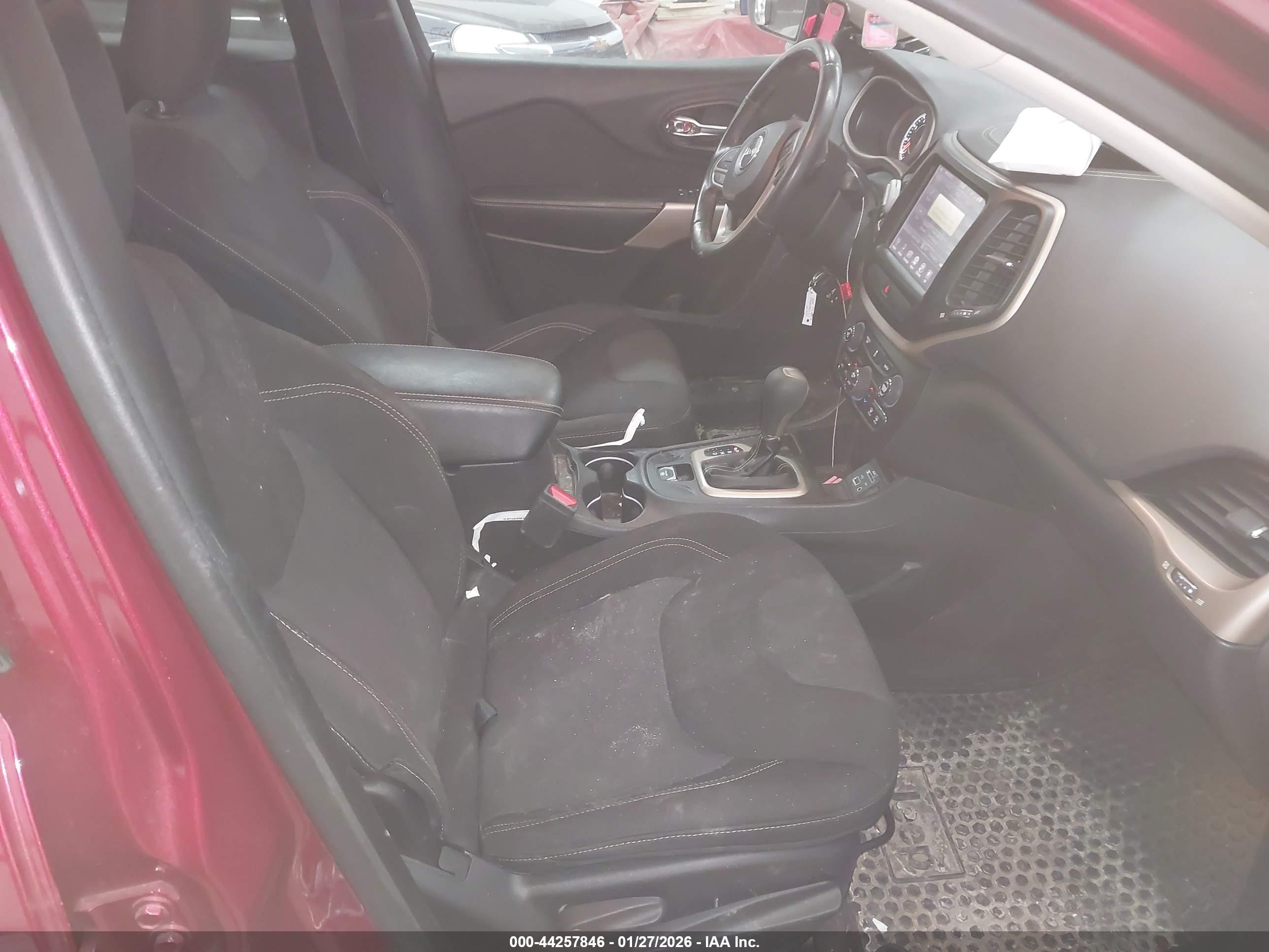 JEEP CHEROKEE image 5