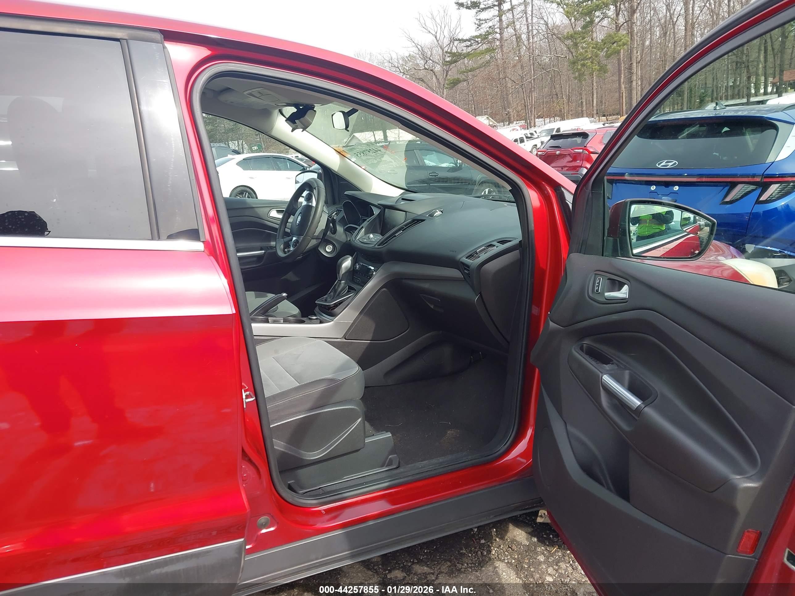 FORD ESCAPE image 5