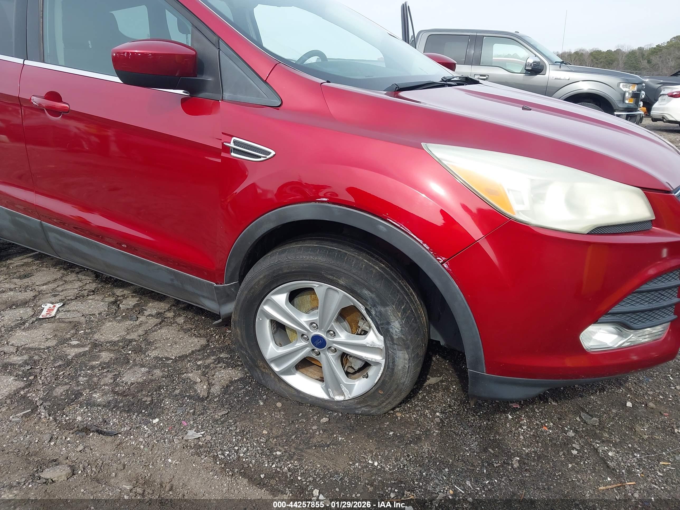 FORD ESCAPE image 6