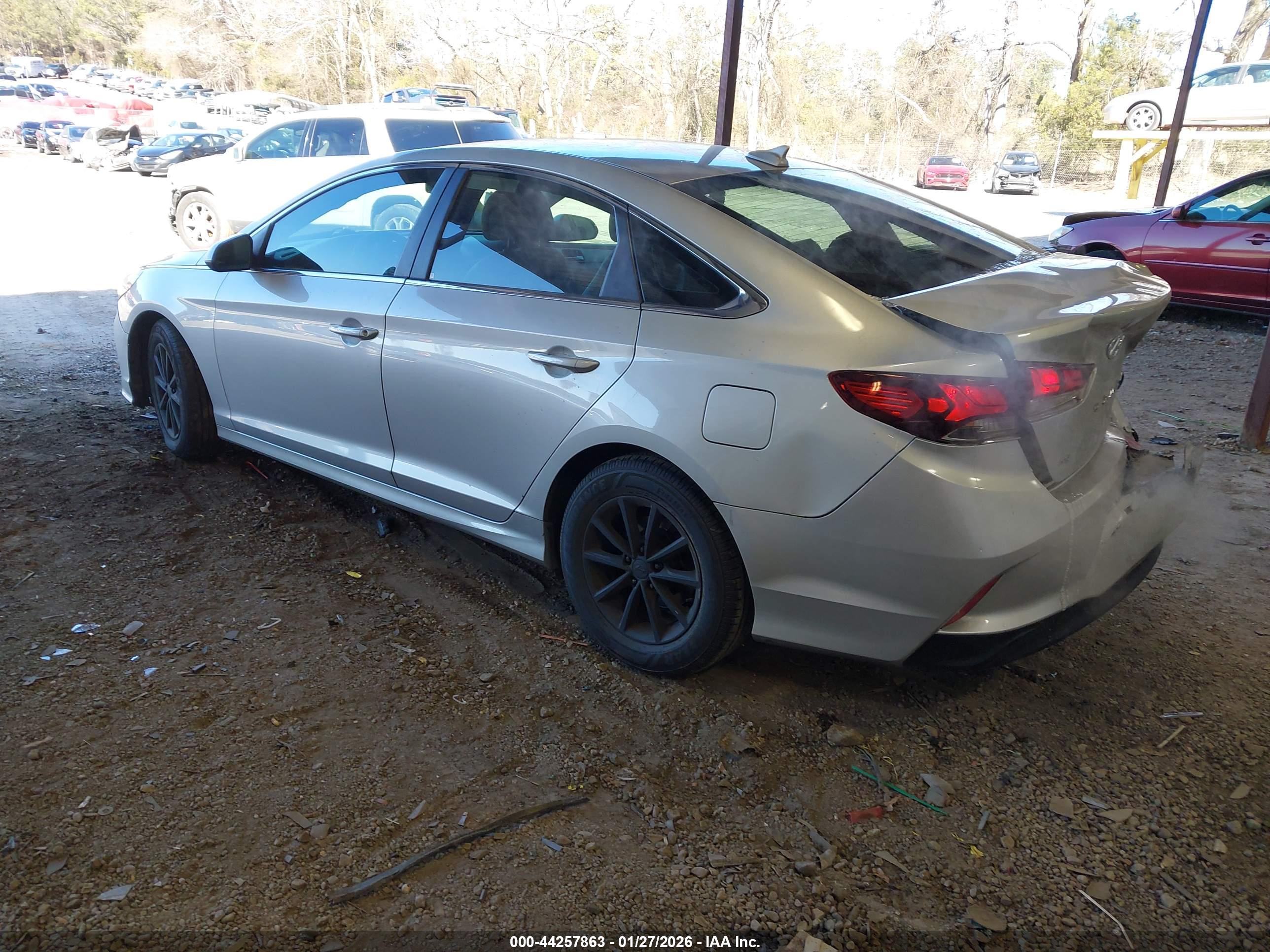 HYUNDAI SONATA image 3