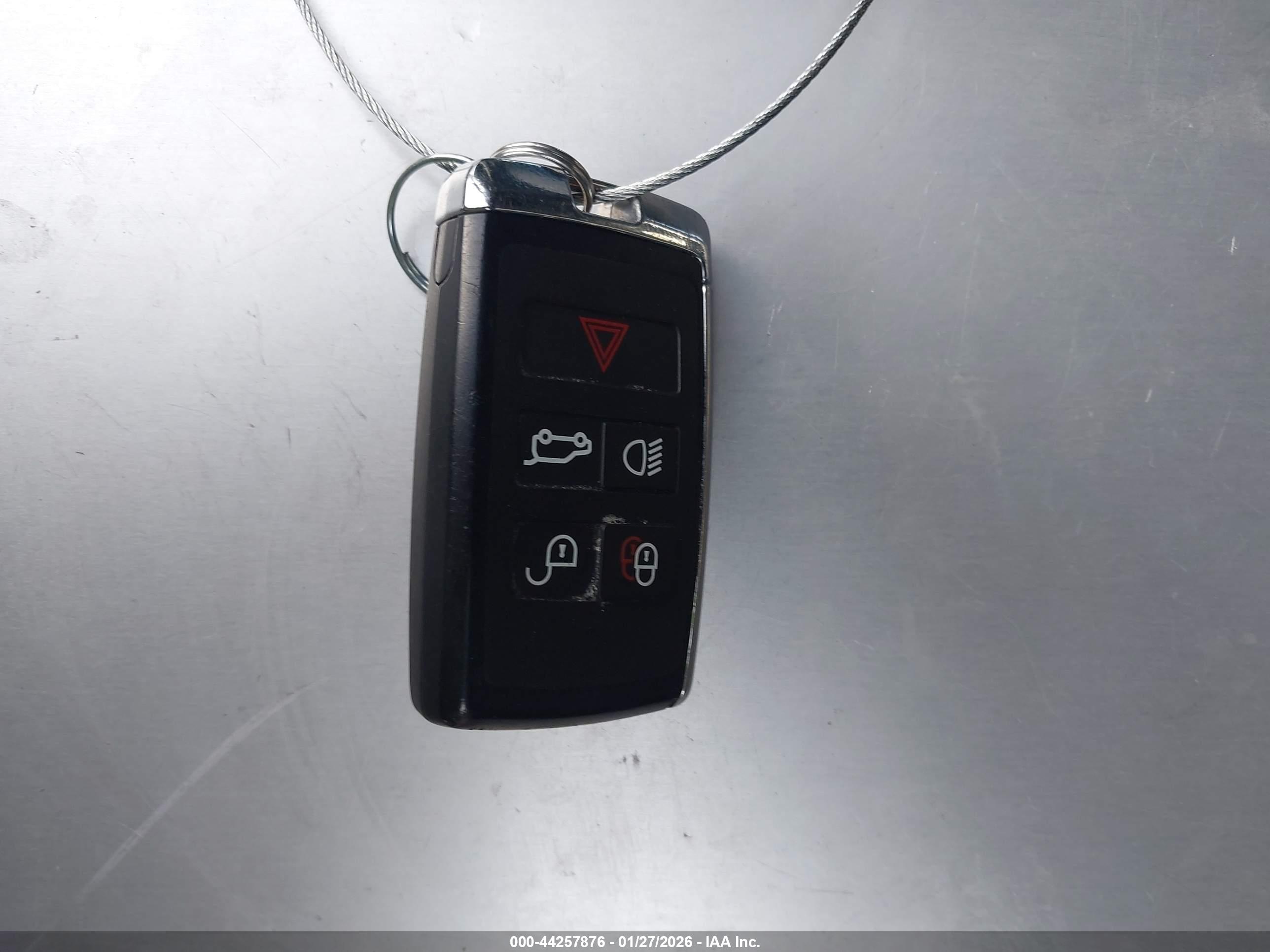 LAND ROVER image 11