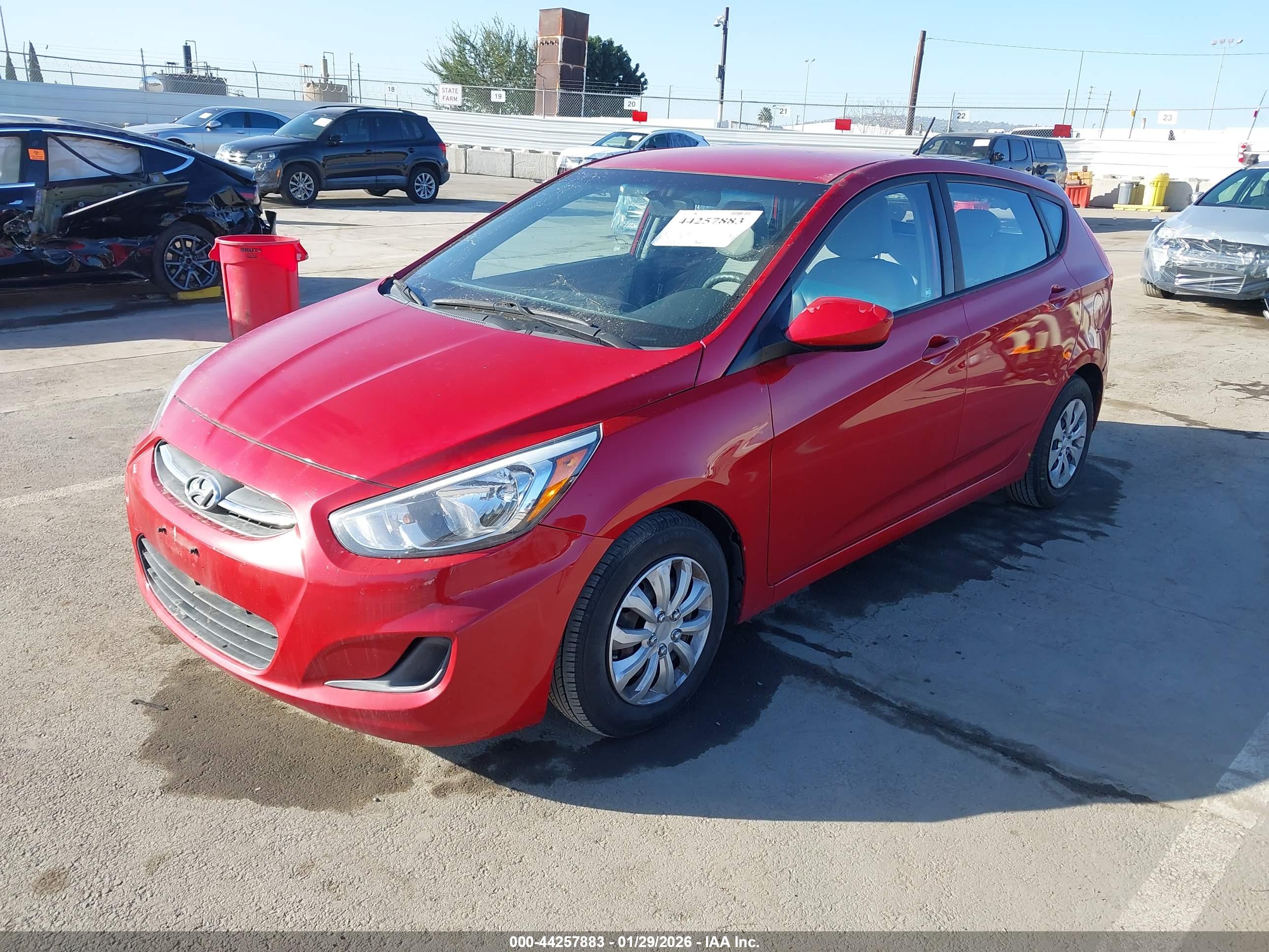 HYUNDAI ACCENT image 2