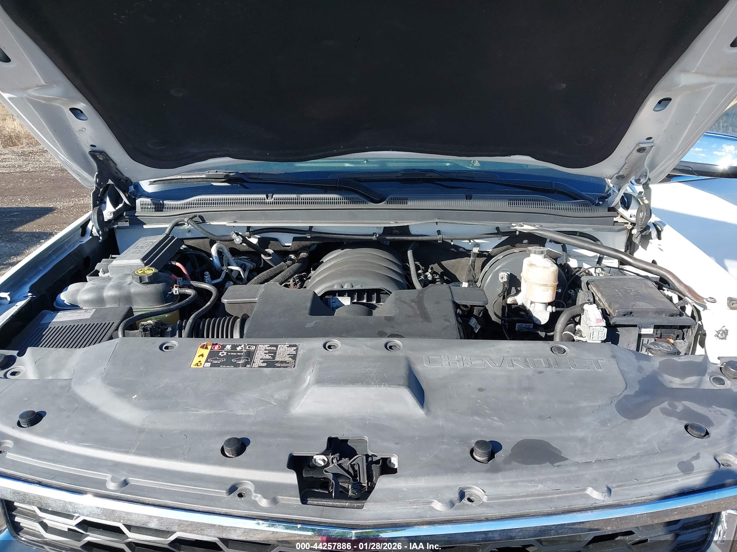 CHEVROLET TAHOE image 10