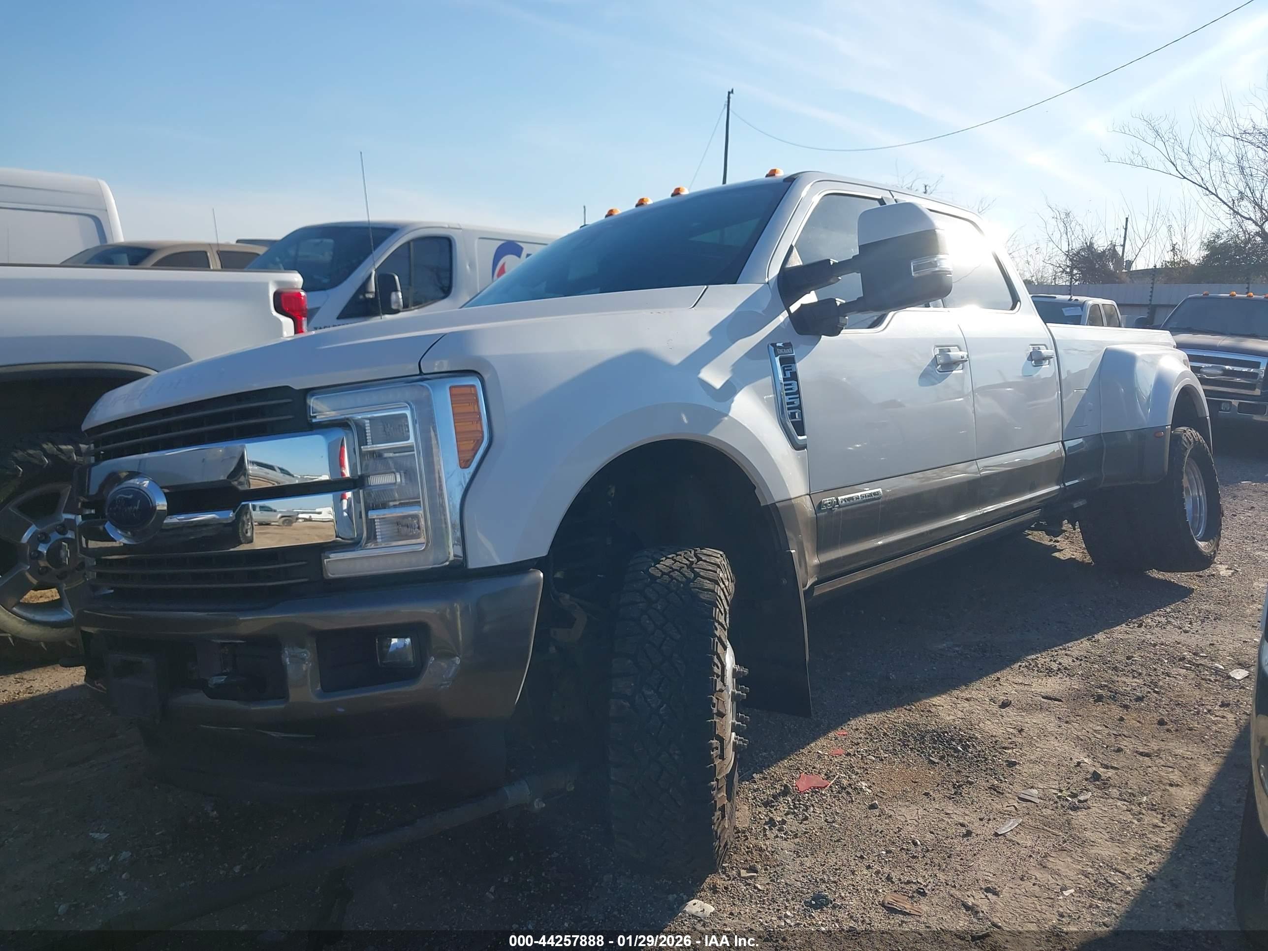 FORD F-350 image 2