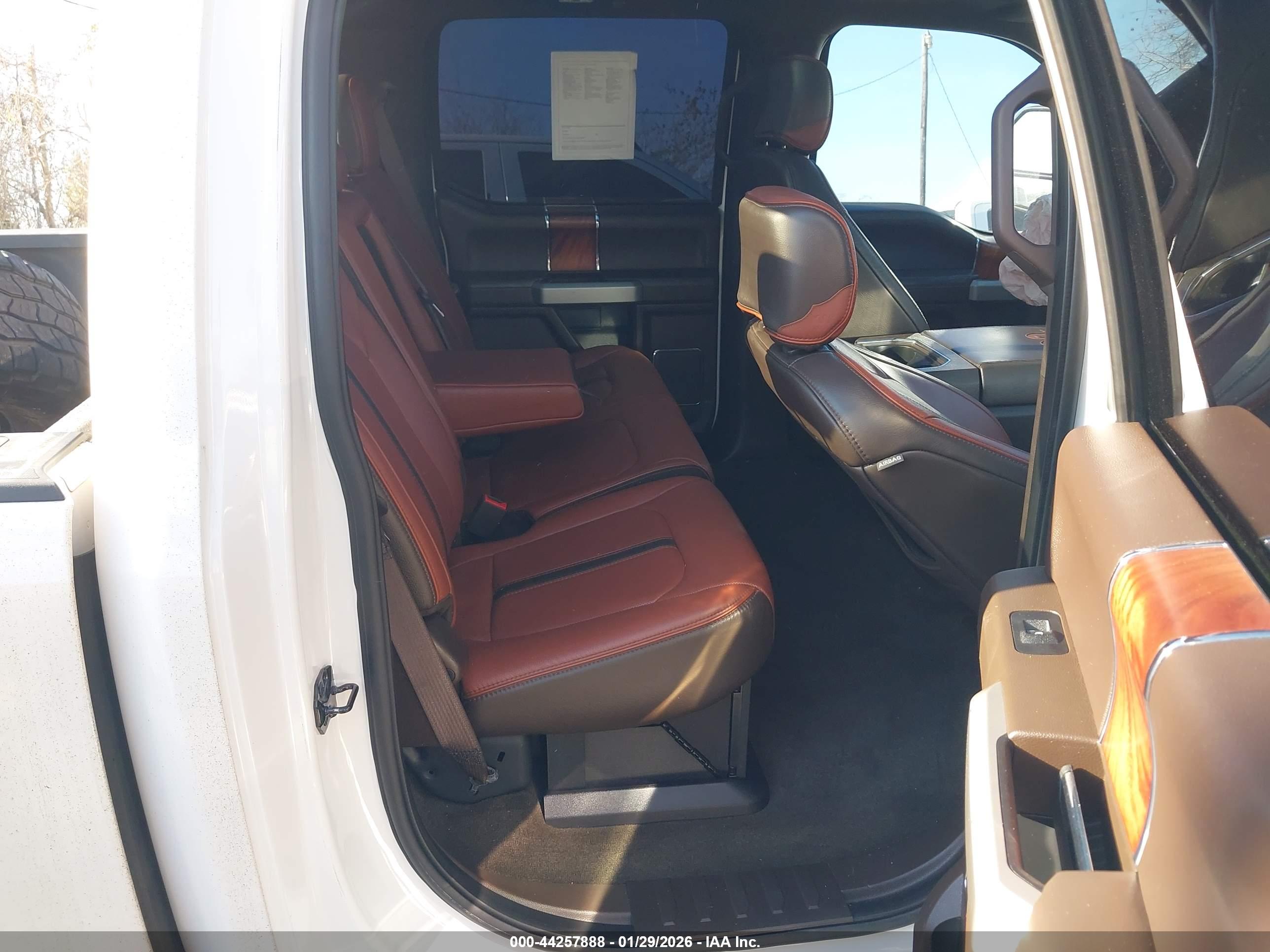 FORD F-350 image 8