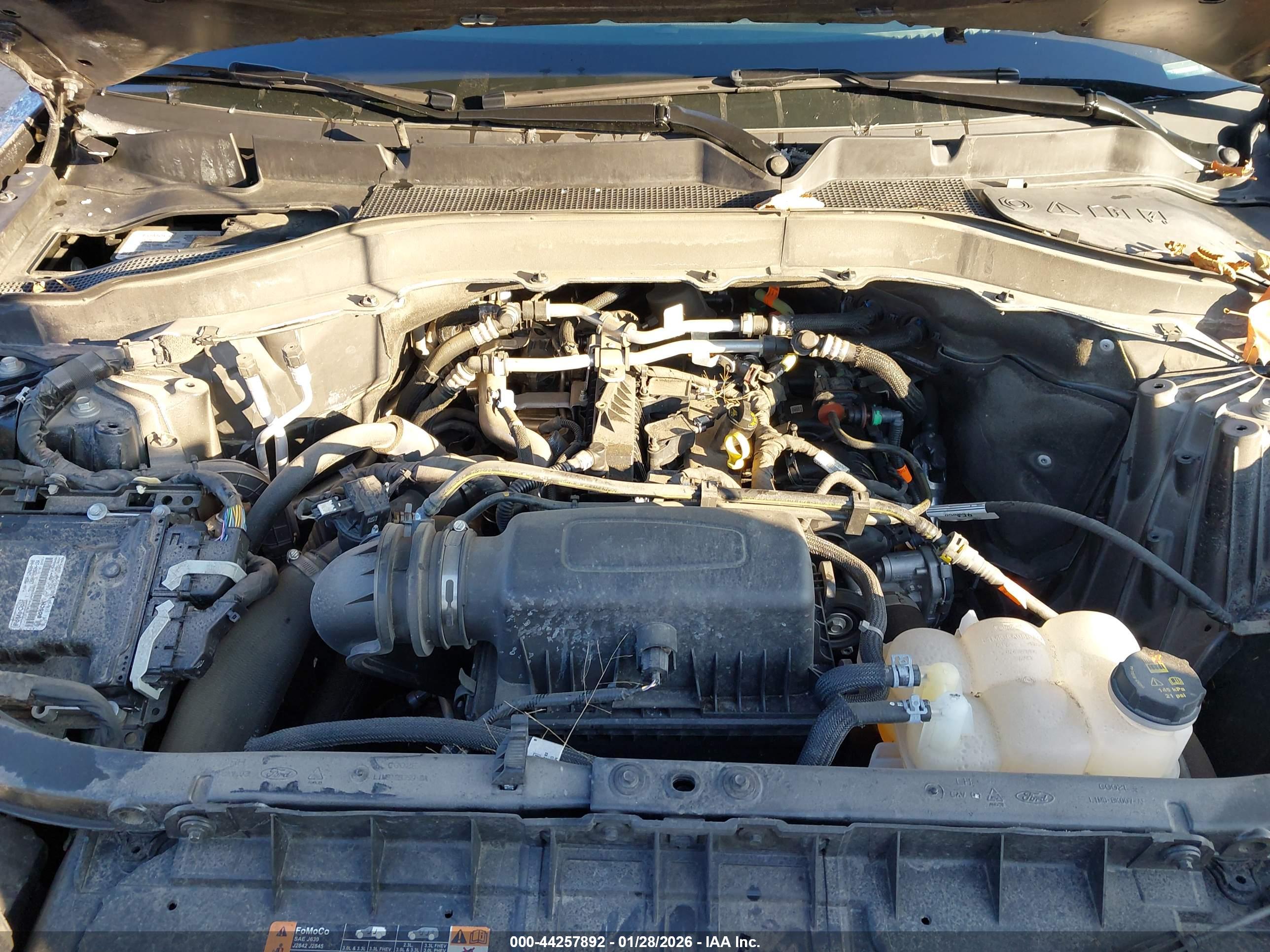 FORD EXPLORER image 10