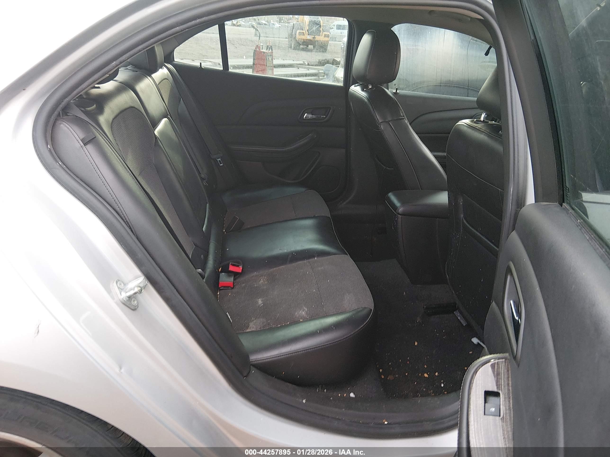 CHEVROLET MALIBU image 8