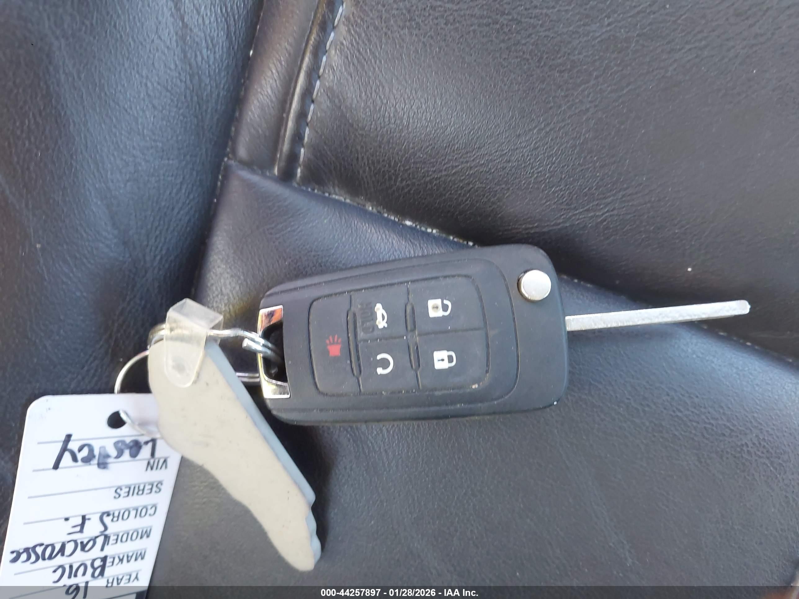 BUICK LACROSSE image 11