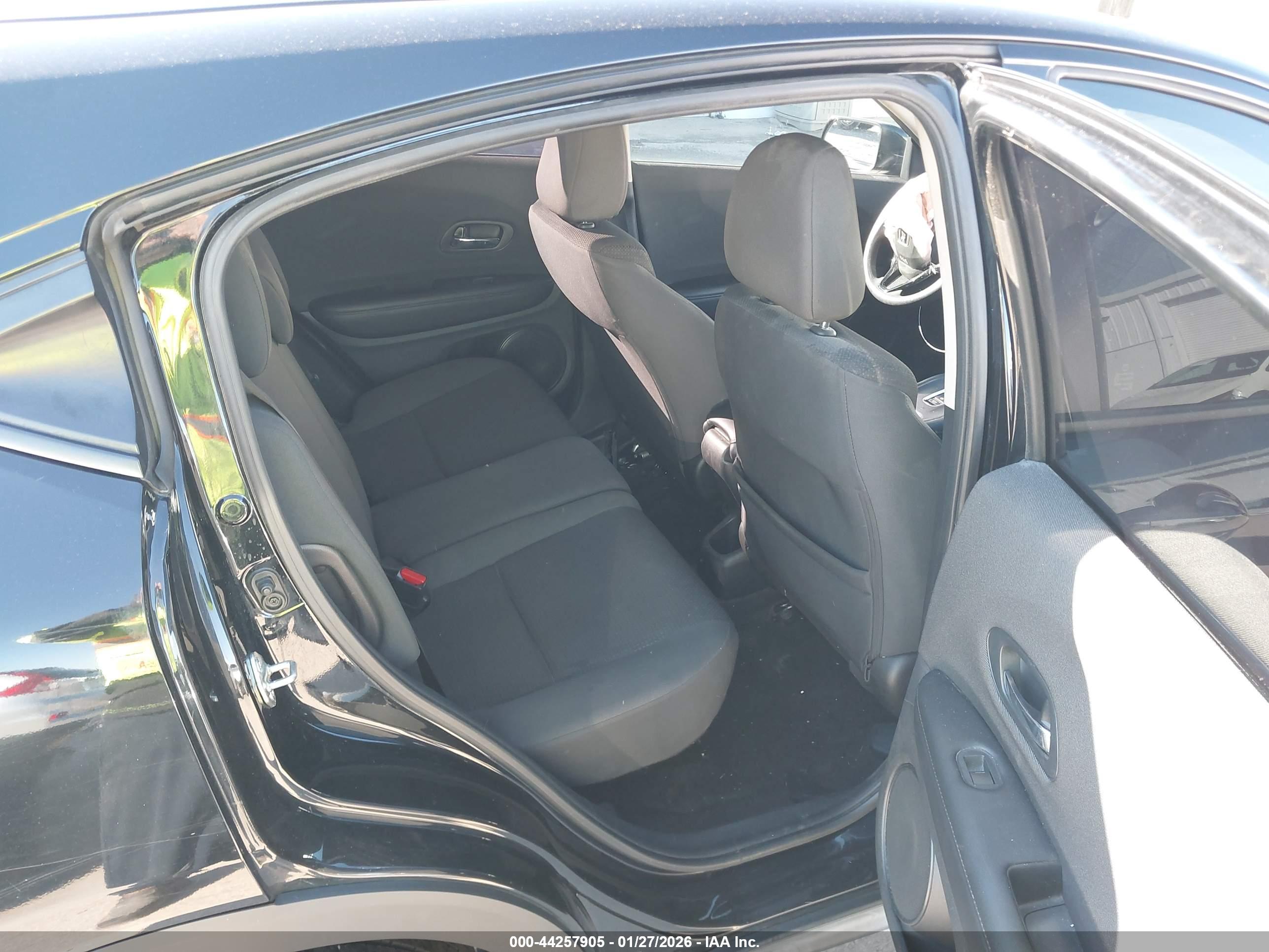HONDA HR-V image 8