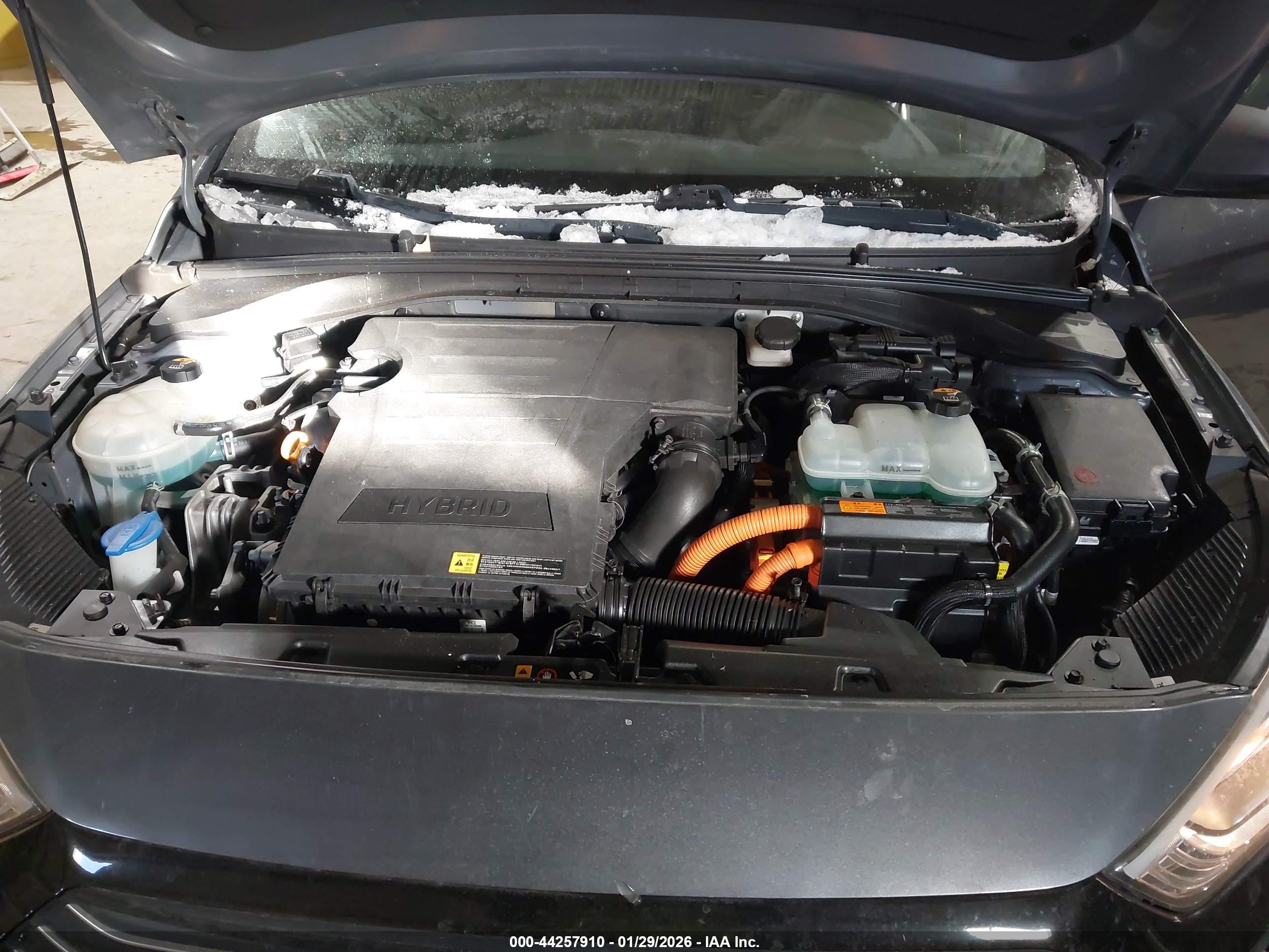 HYUNDAI IONIQ image 10