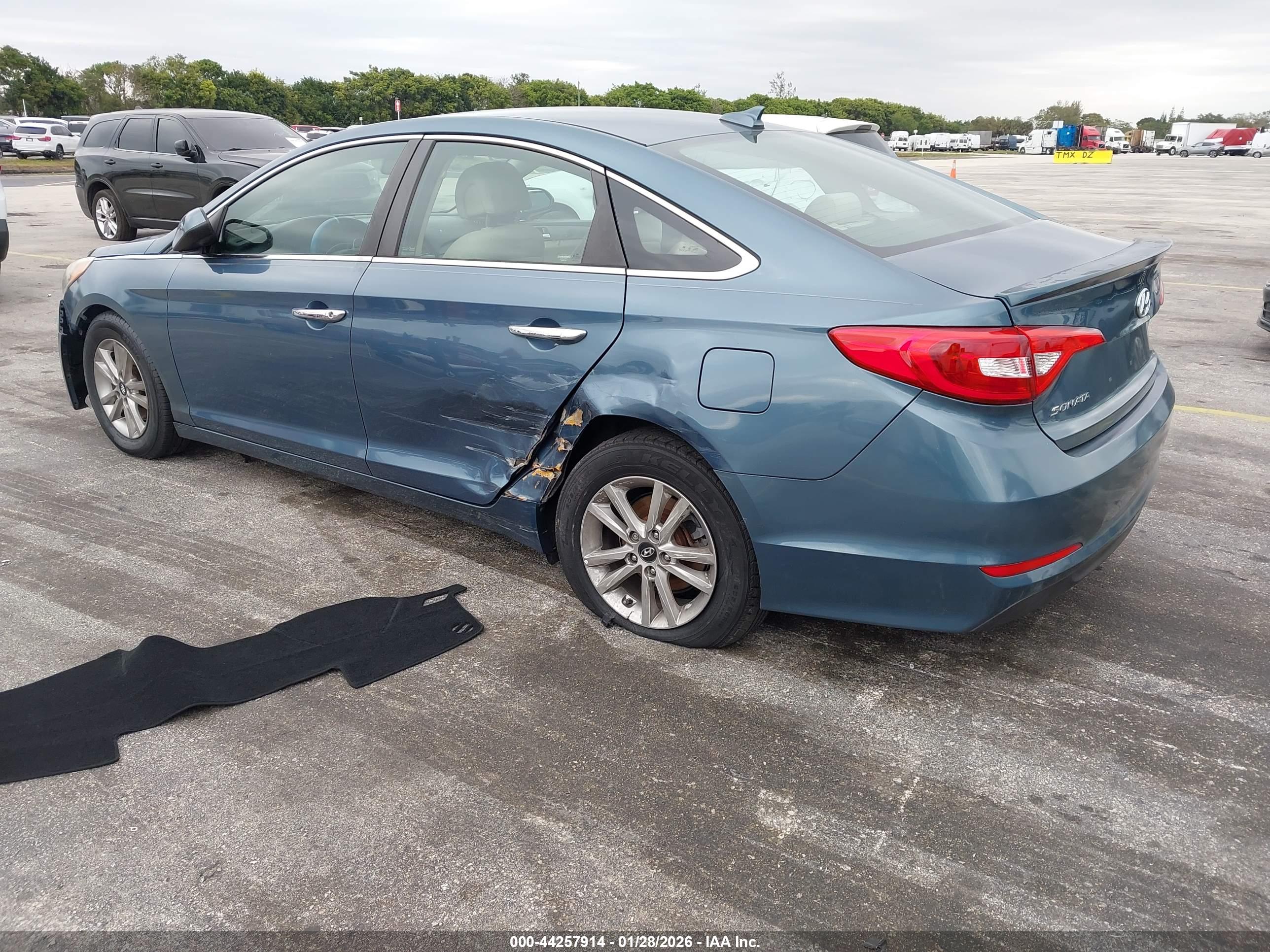 HYUNDAI SONATA image 3