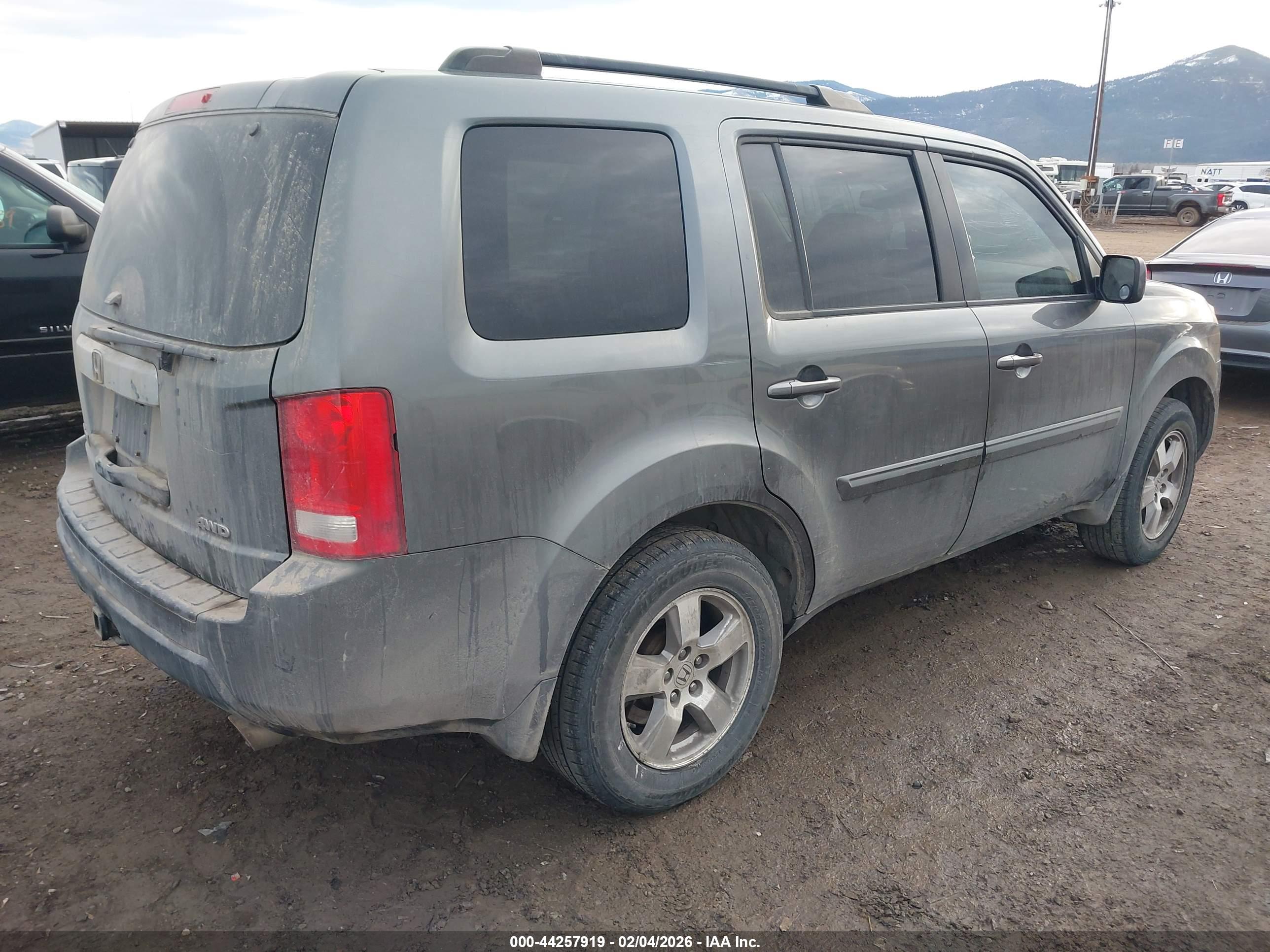 HONDA PILOT image 4