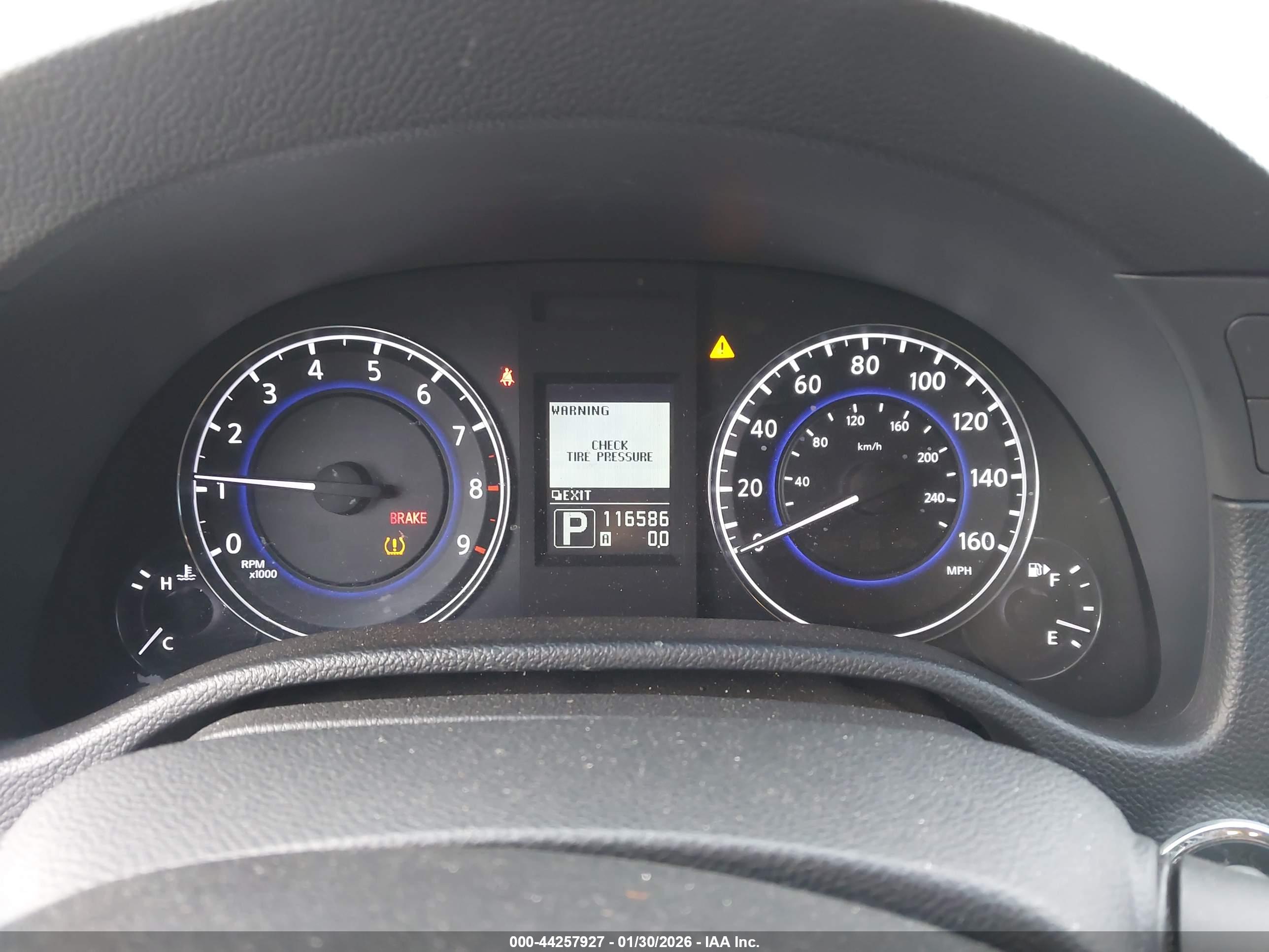 INFINITI G37 image 7