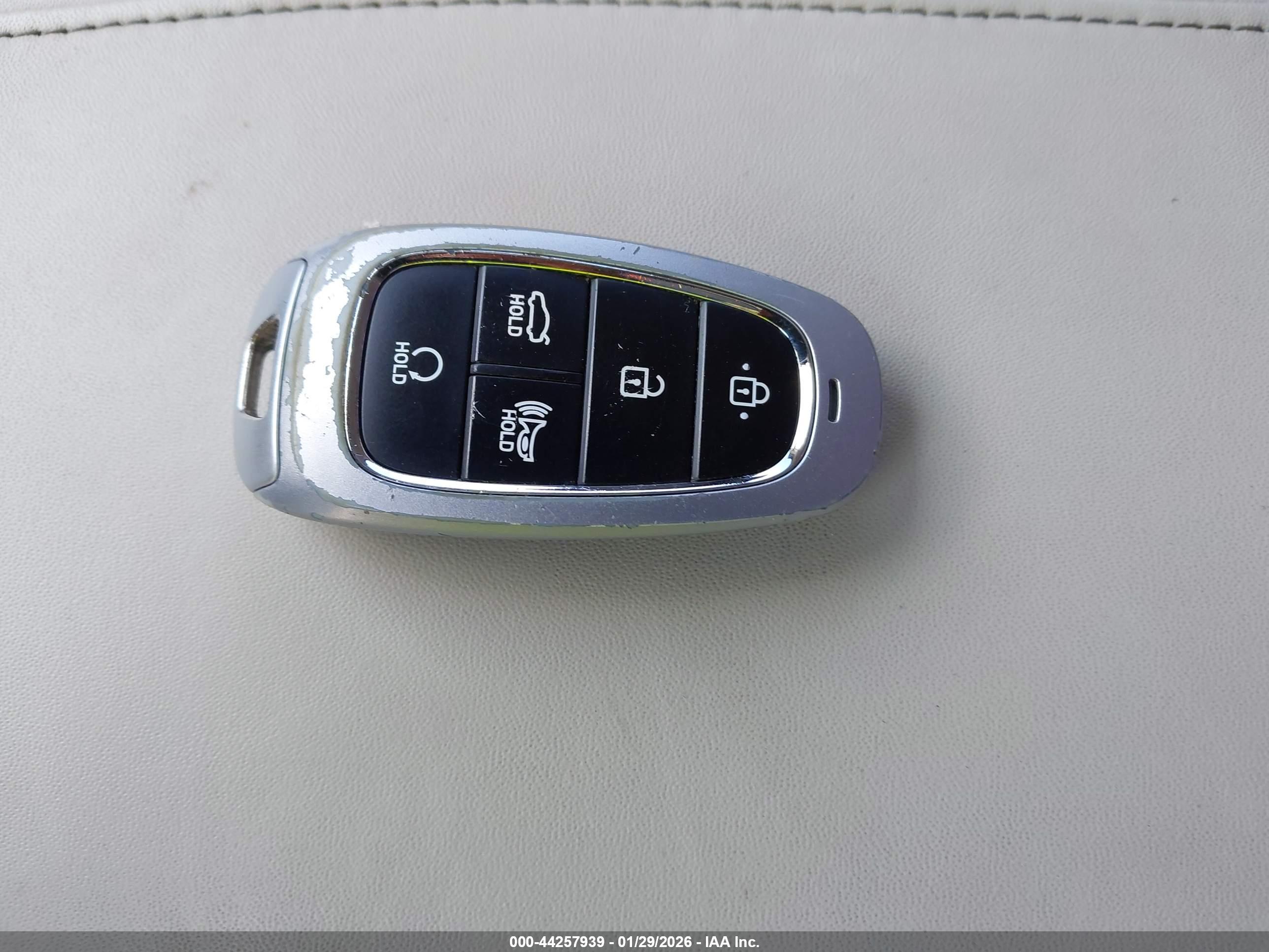 HYUNDAI SONATA image 11