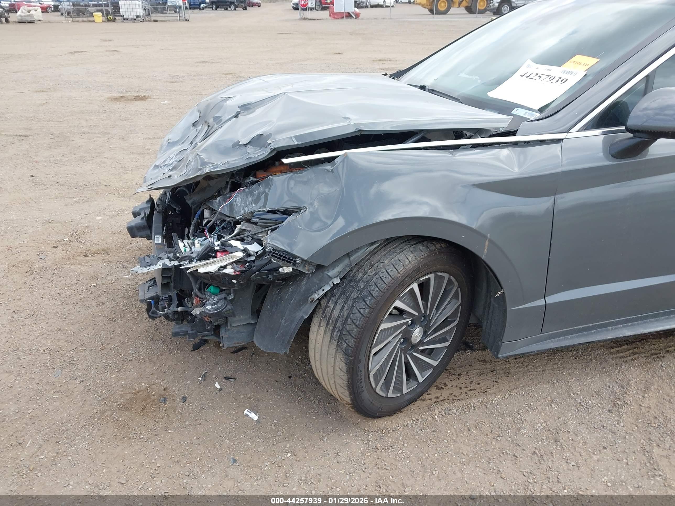 HYUNDAI SONATA image 6