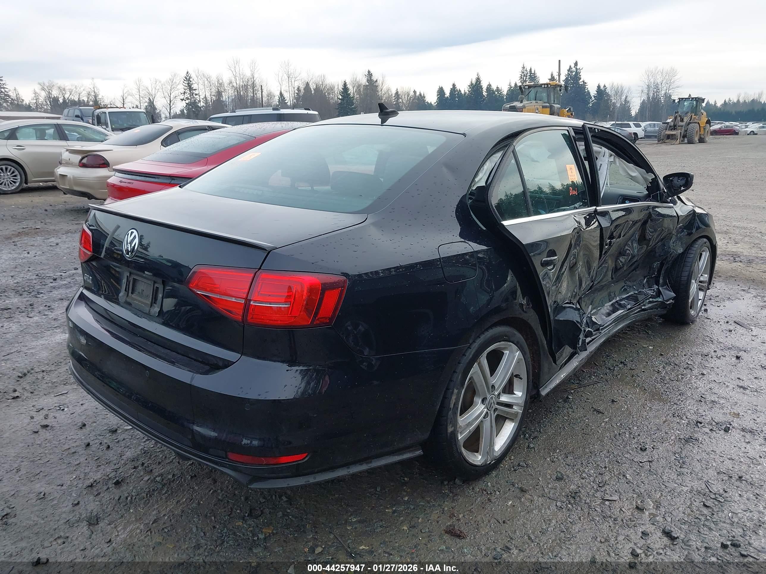 VOLKSWAGEN JETTA image 4