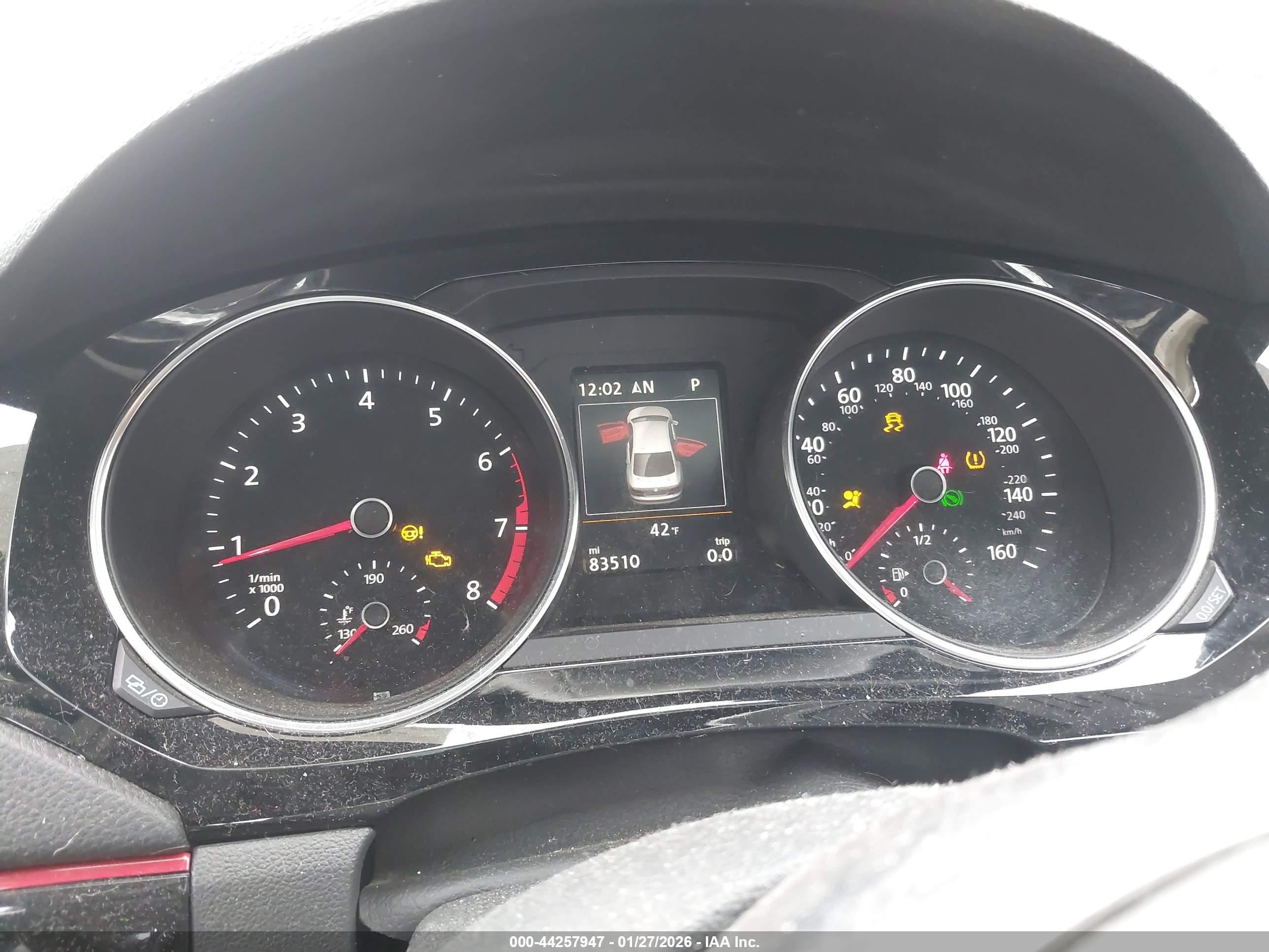 VOLKSWAGEN JETTA image 7