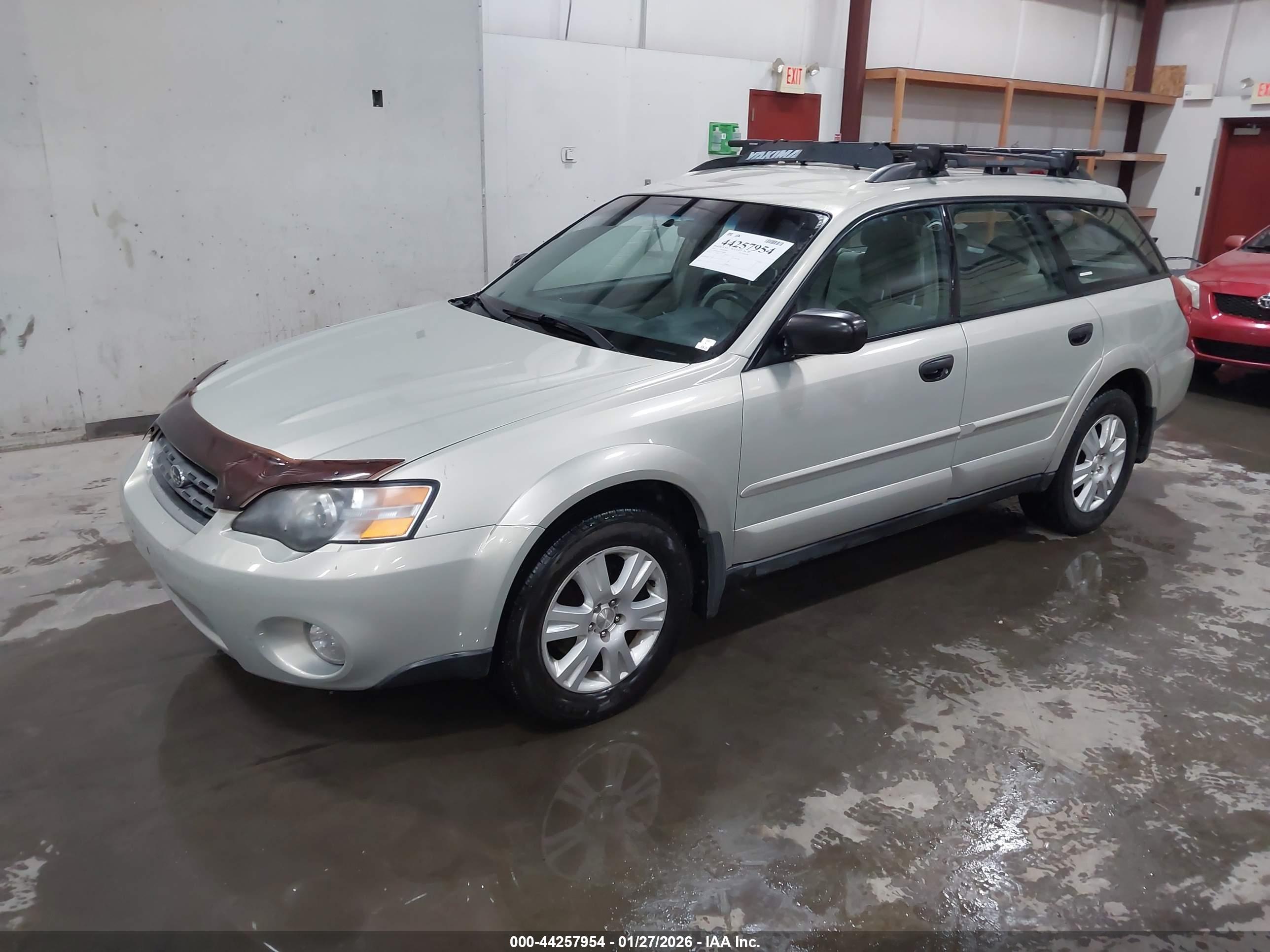 SUBARU OUTBACK image 2