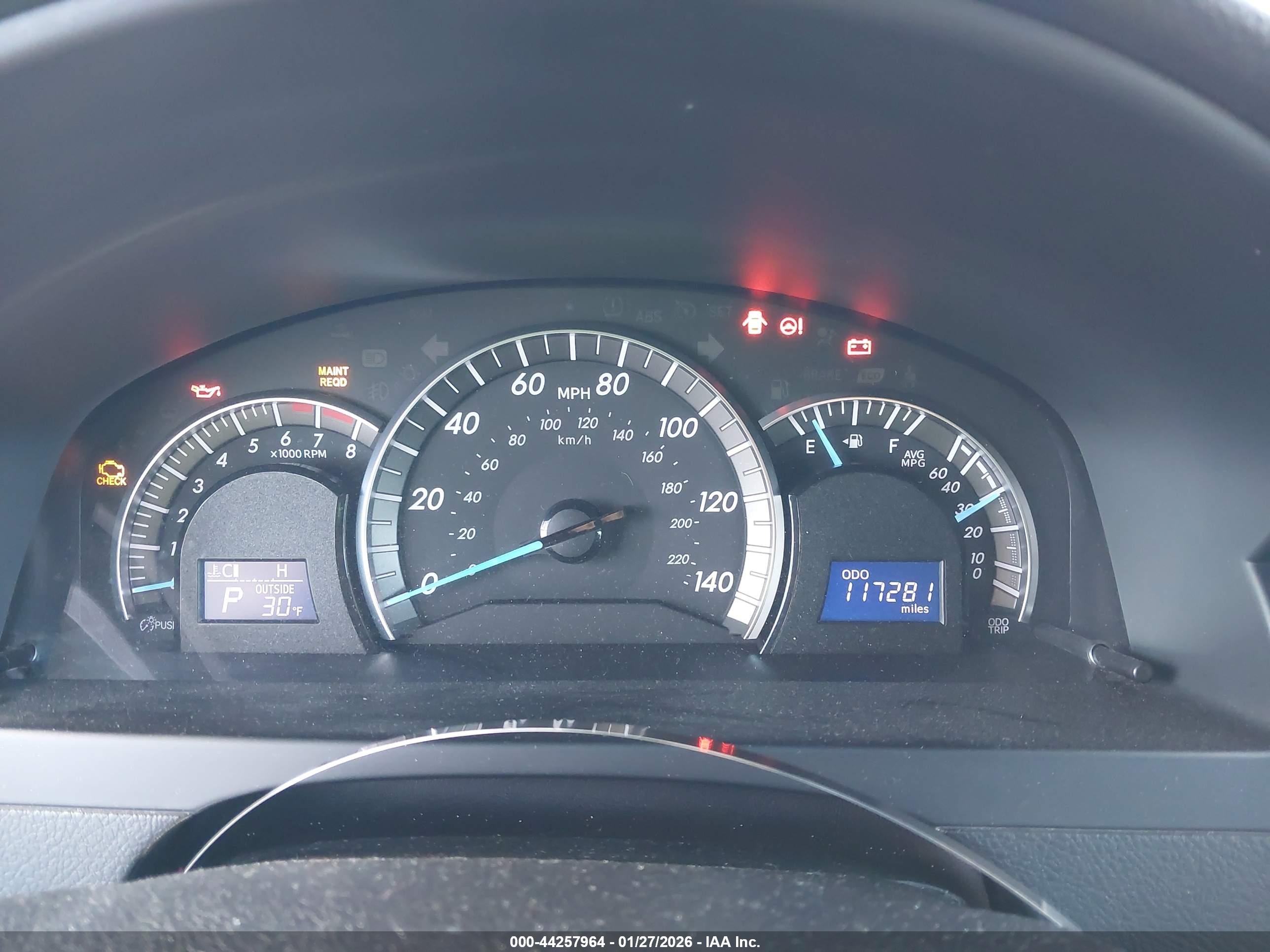 TOYOTA CAMRY image 7