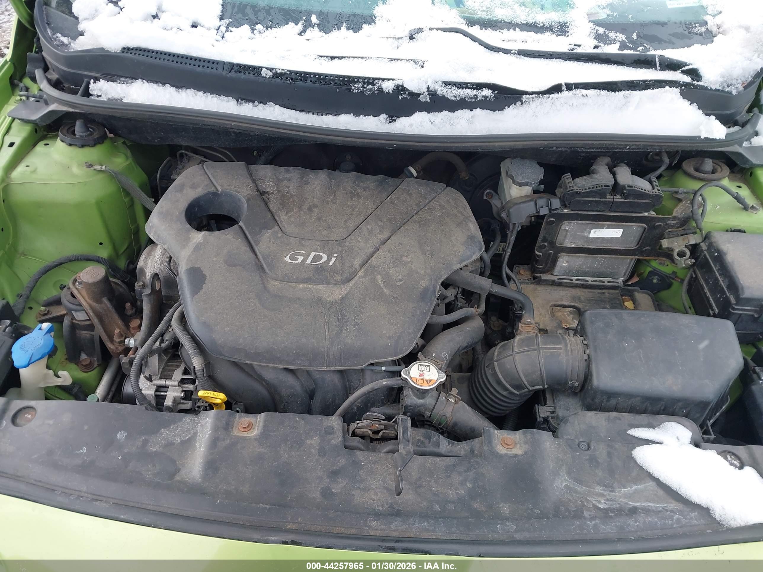HYUNDAI ACCENT image 10
