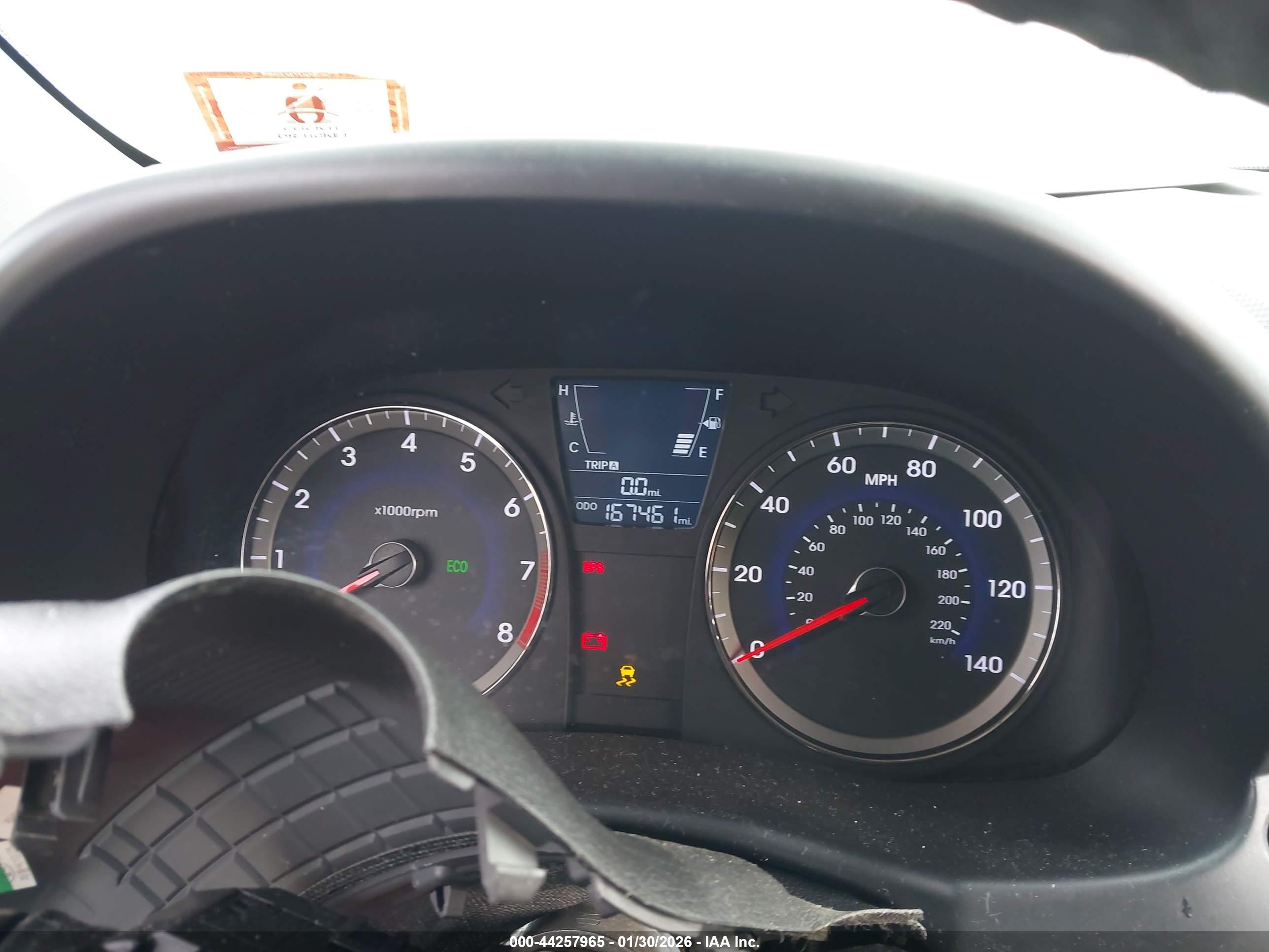 HYUNDAI ACCENT image 7