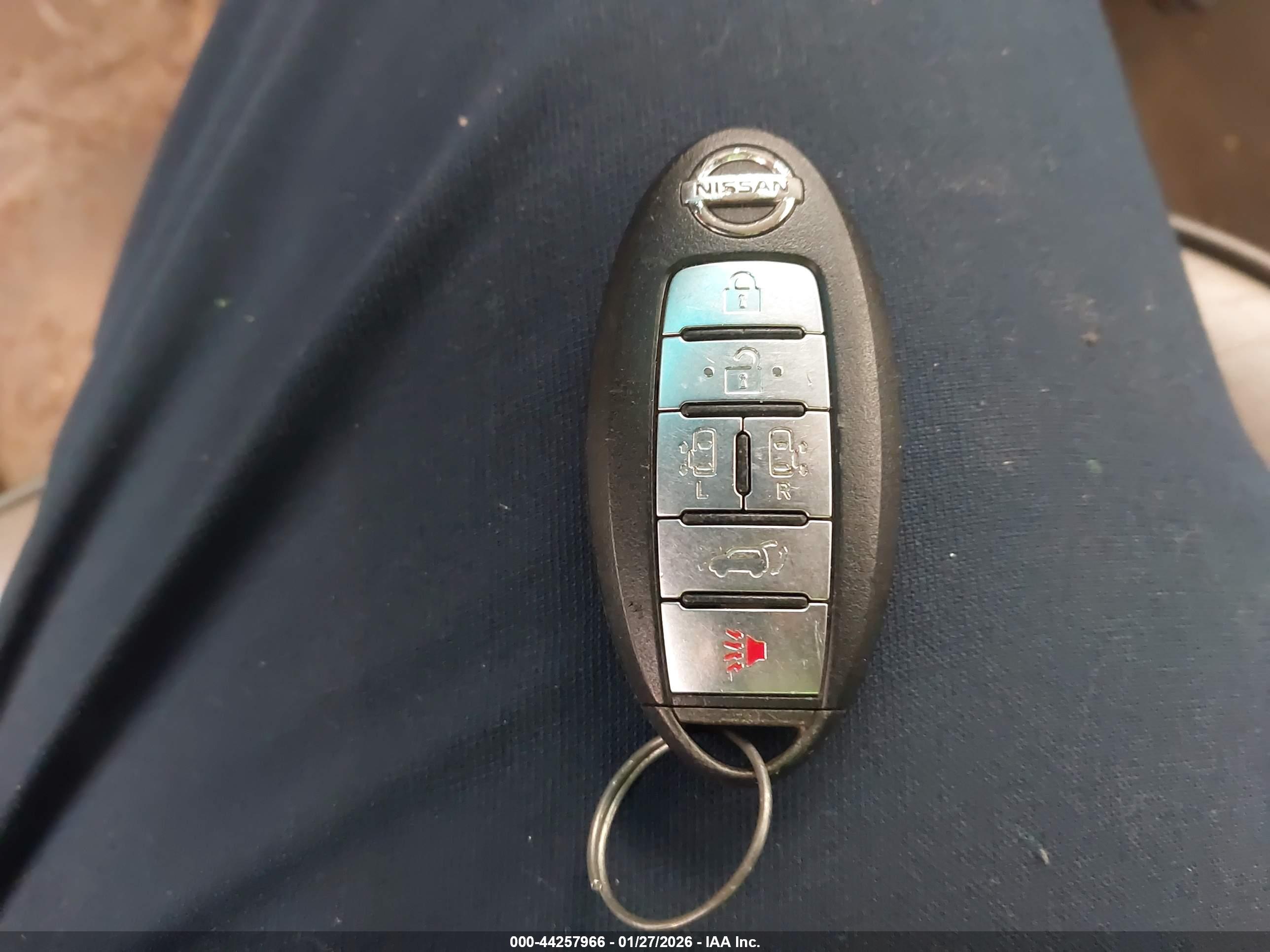 NISSAN QUEST image 11