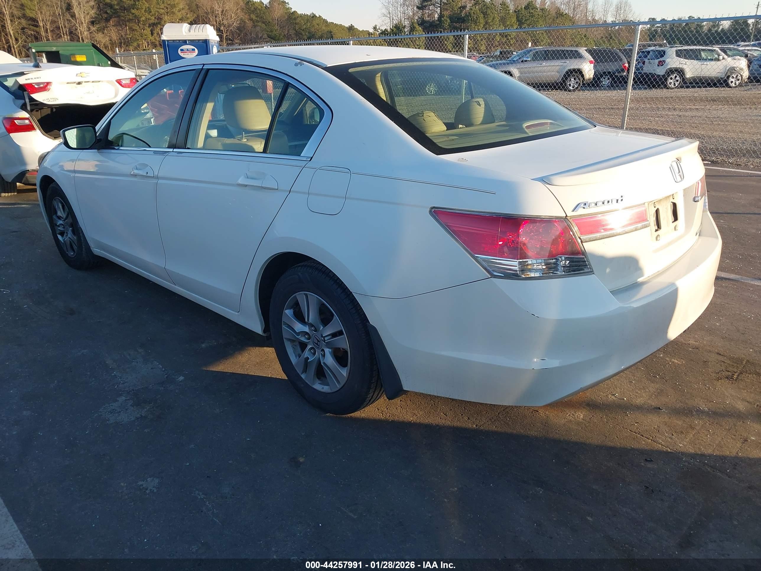 HONDA ACCORD image 3