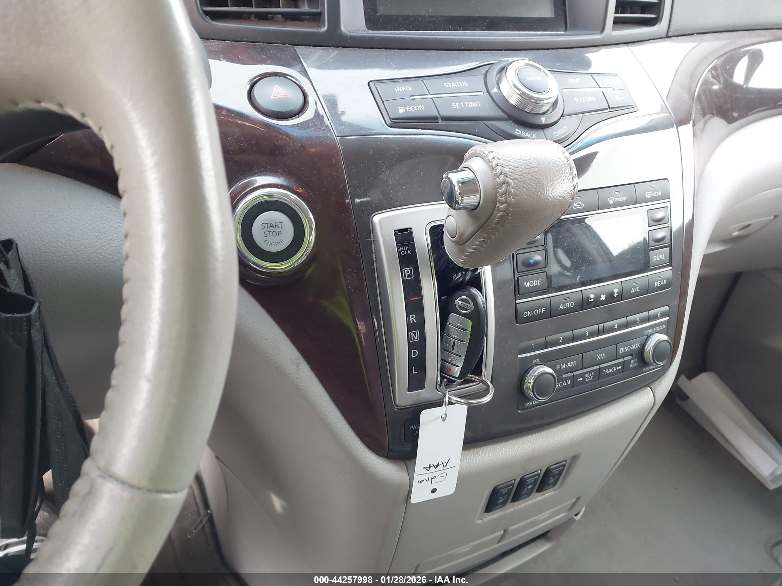 NISSAN QUEST image 11
